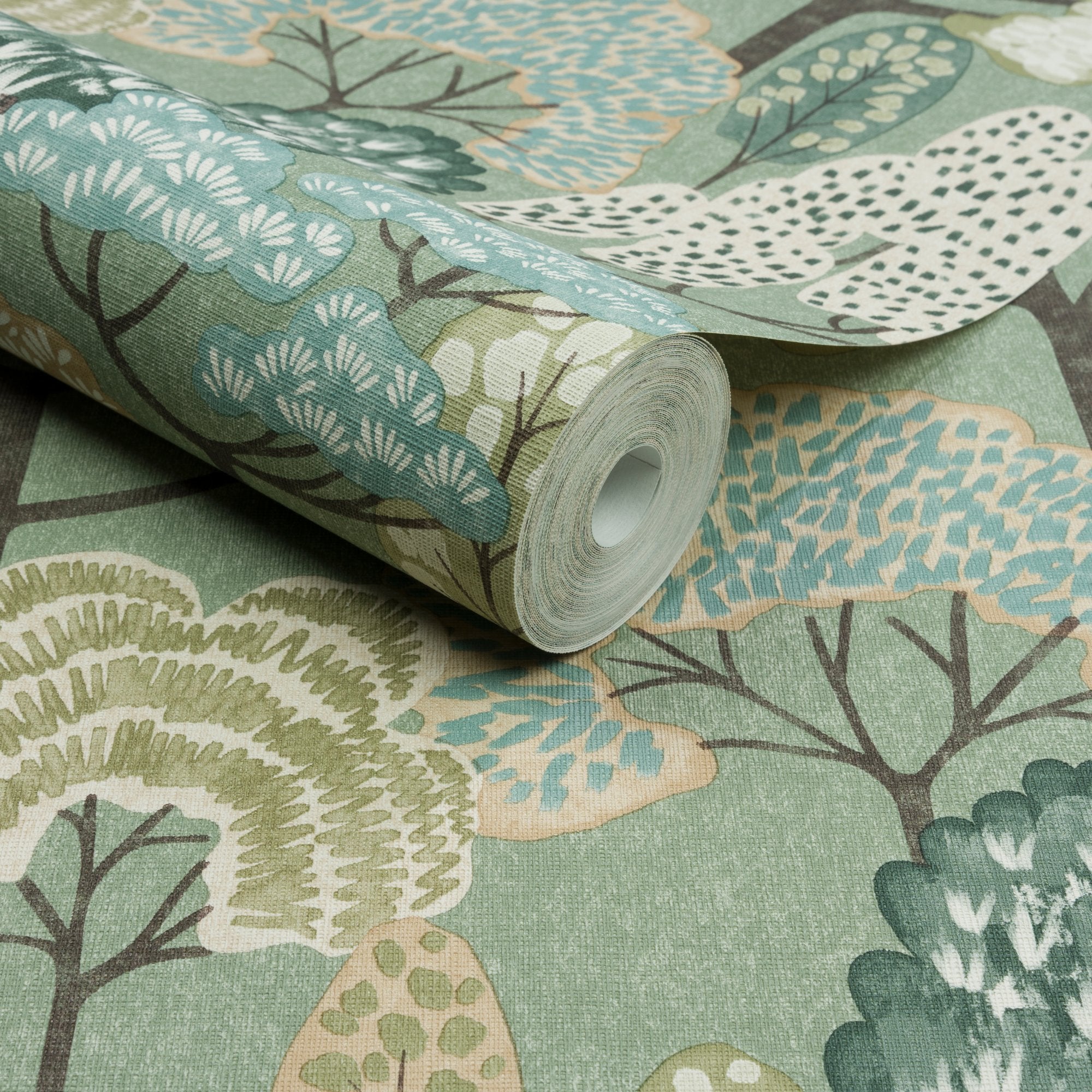 Trees Motive Wallpaper in green color - pattern number GDLD2113 - by Grandeco in the Little Dreamers collection