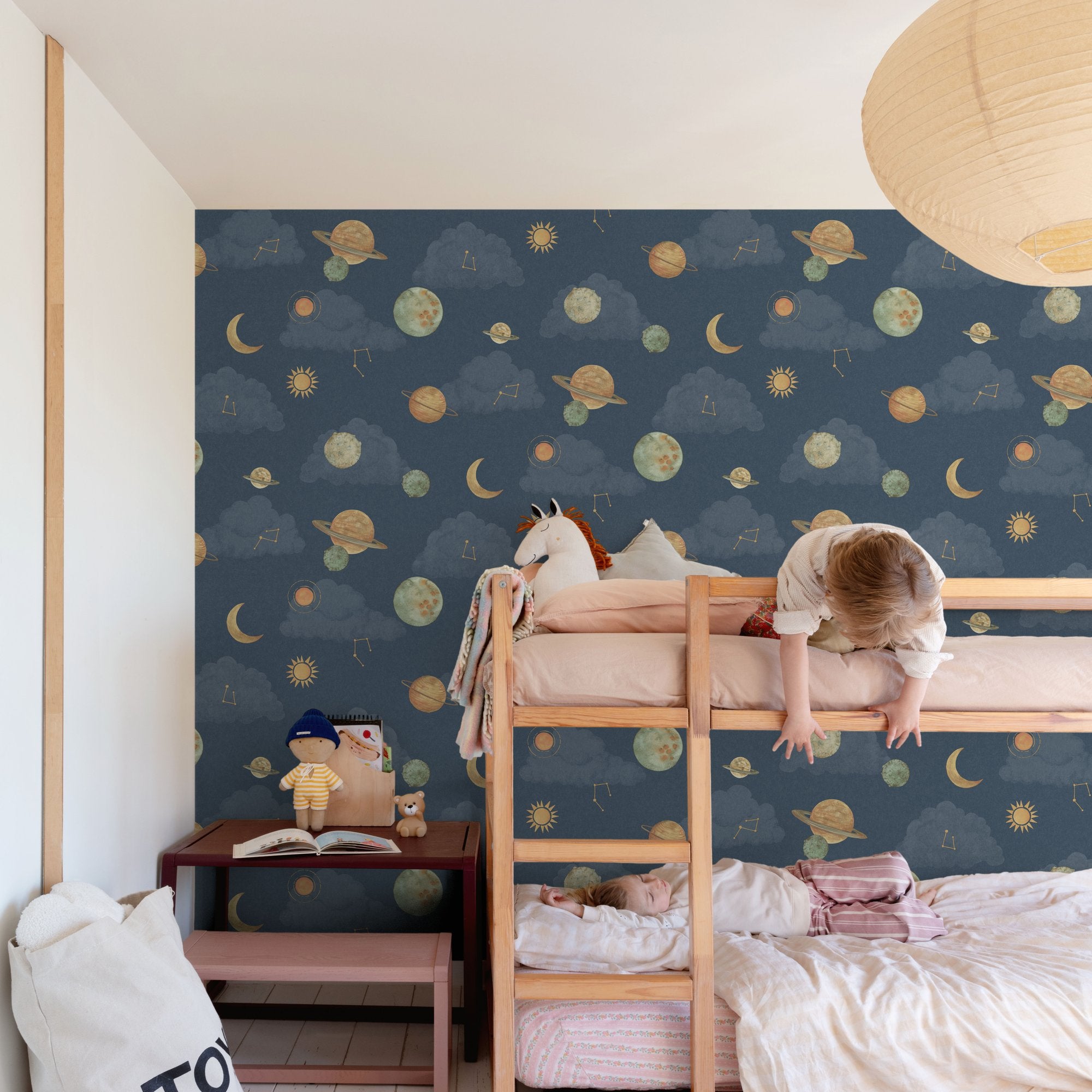 Photographic All-over Print Wallpaper in blue color - pattern number GDLD3515 - by Grandeco in the Little Dreamers collection