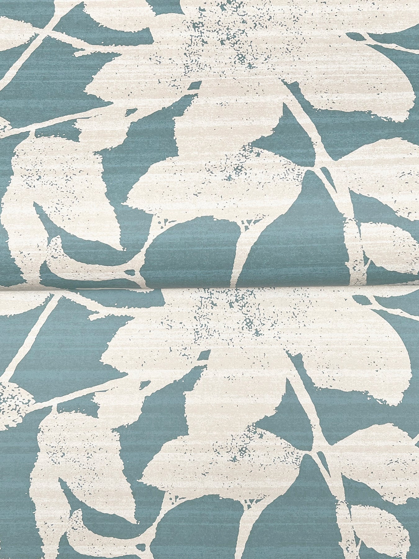 Solange wallpaper in teal color - pattern number LL3214 - by Antonina Vella in the Layered Luxe collection