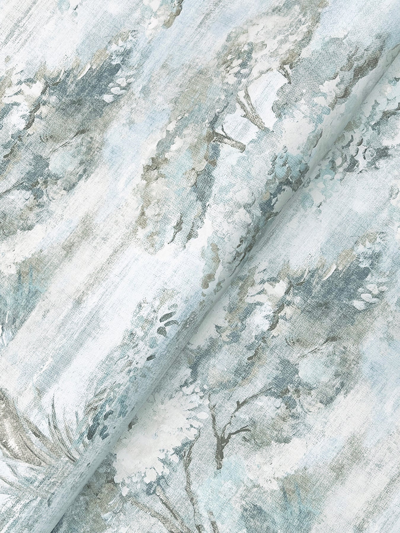 Moreno wallpaper in blue color - pattern number LL3226 - by Antonina Vella in the Layered Luxe collection