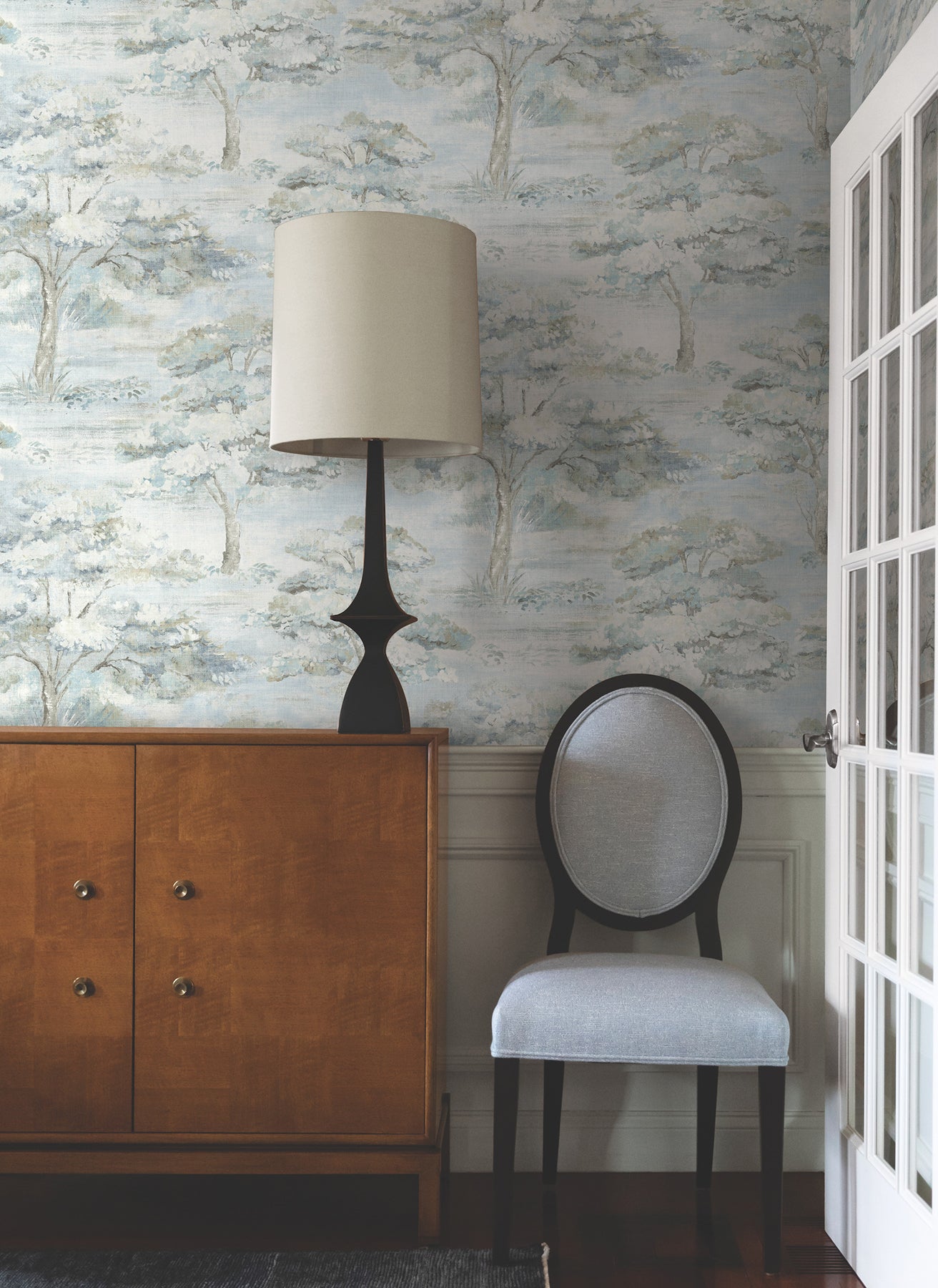 Moreno wallpaper in blue color - pattern number LL3226 - by Antonina Vella in the Layered Luxe collection