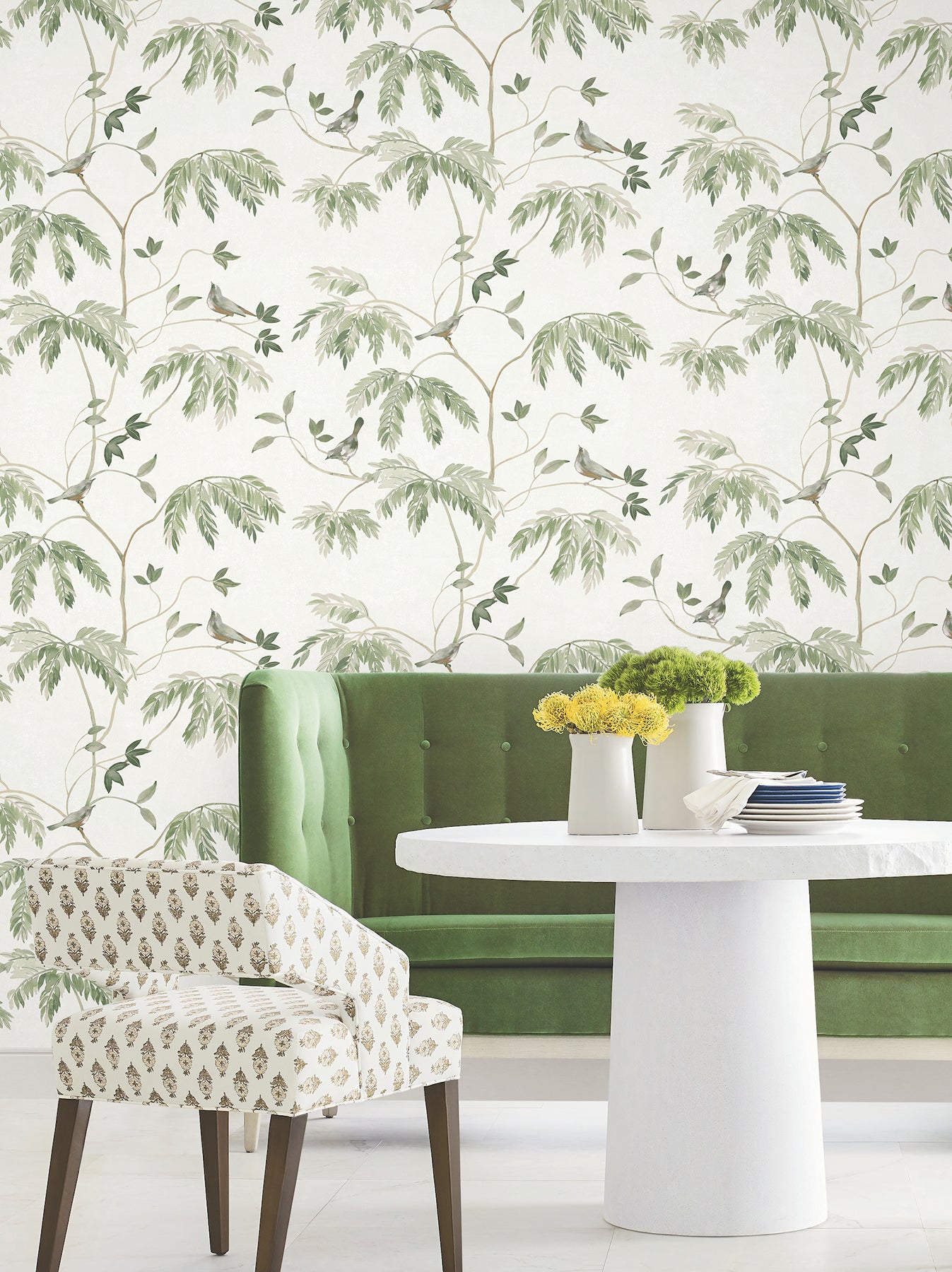 Cillian wallpaper in dark green color - pattern number LL3251 - by Antonina Vella in the Layered Luxe collection