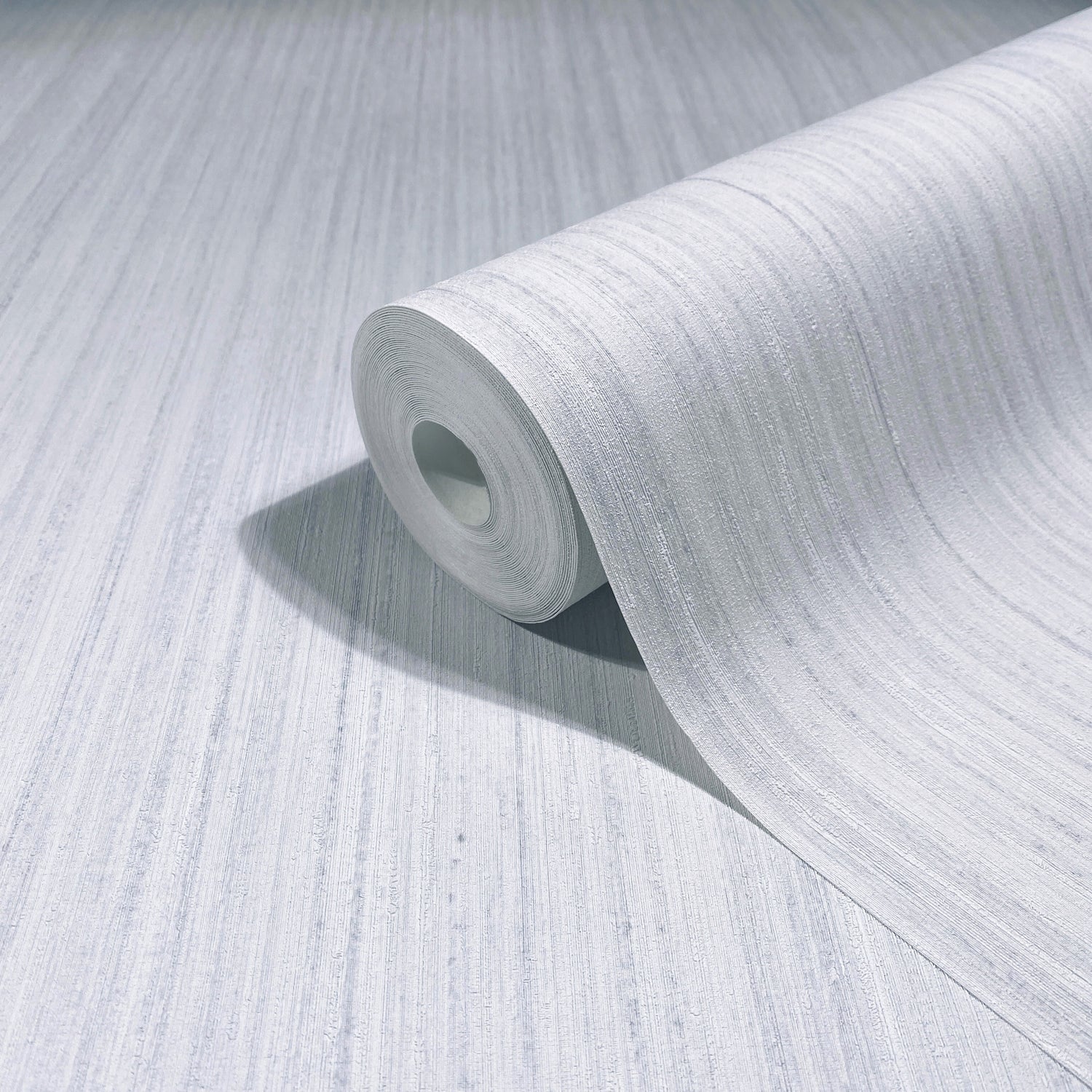 Indra wallpaper in light grey color - pattern number MA35832 - by Antonina Vella in the Opulent Accents collection