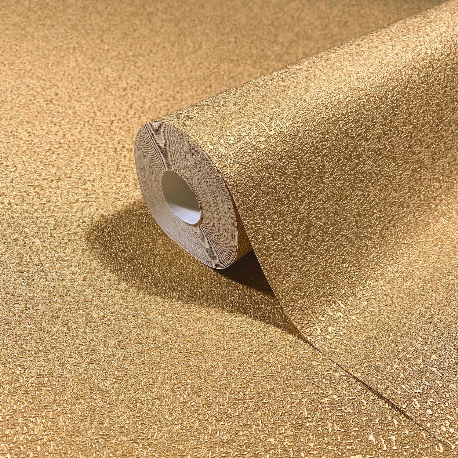 Eastwind wallpaper in gold color - pattern number MA35852 - by Antonina Vella in the Opulent Accents collection