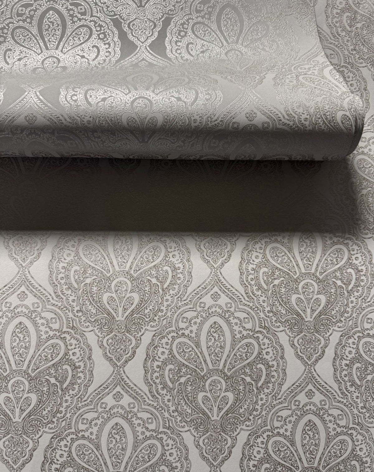 Damask Wallpaper in Beige color - pattern number MX88032 - by Galerie in the Metallic FX 2 collection