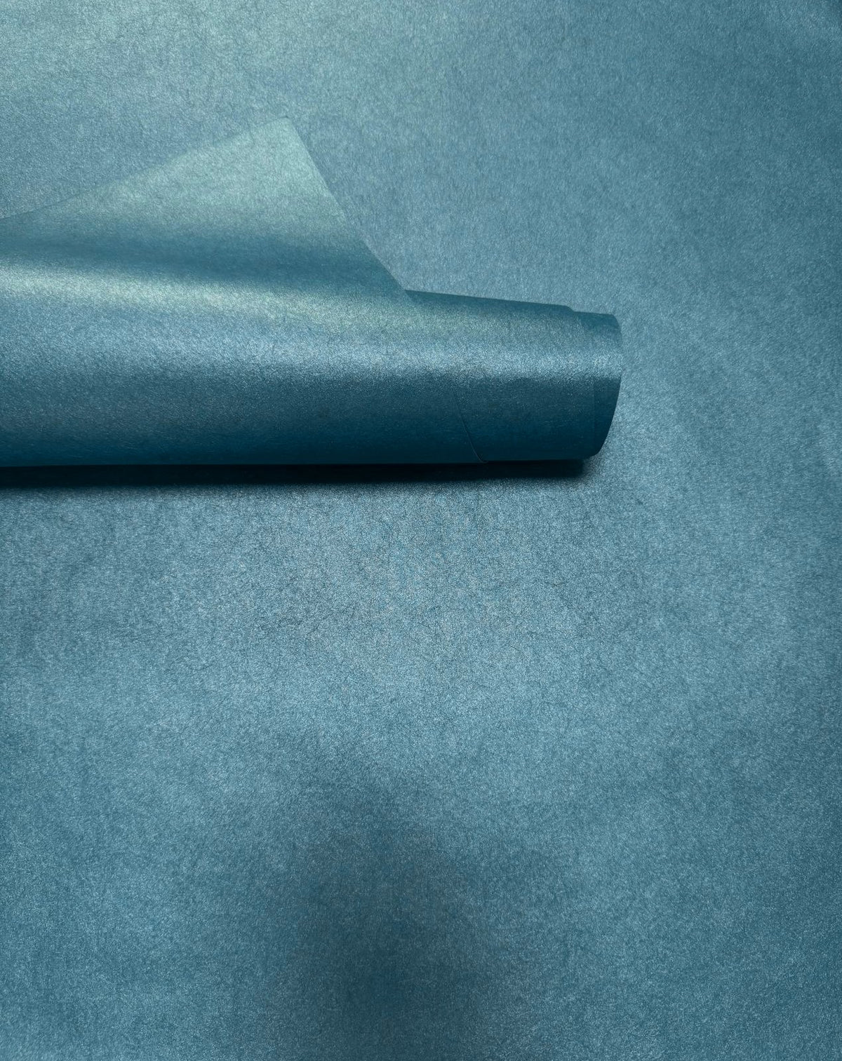 Plain Texture Wallpaper in Blue color - pattern number MX88135 - by Galerie in the Metallic FX 2 collection