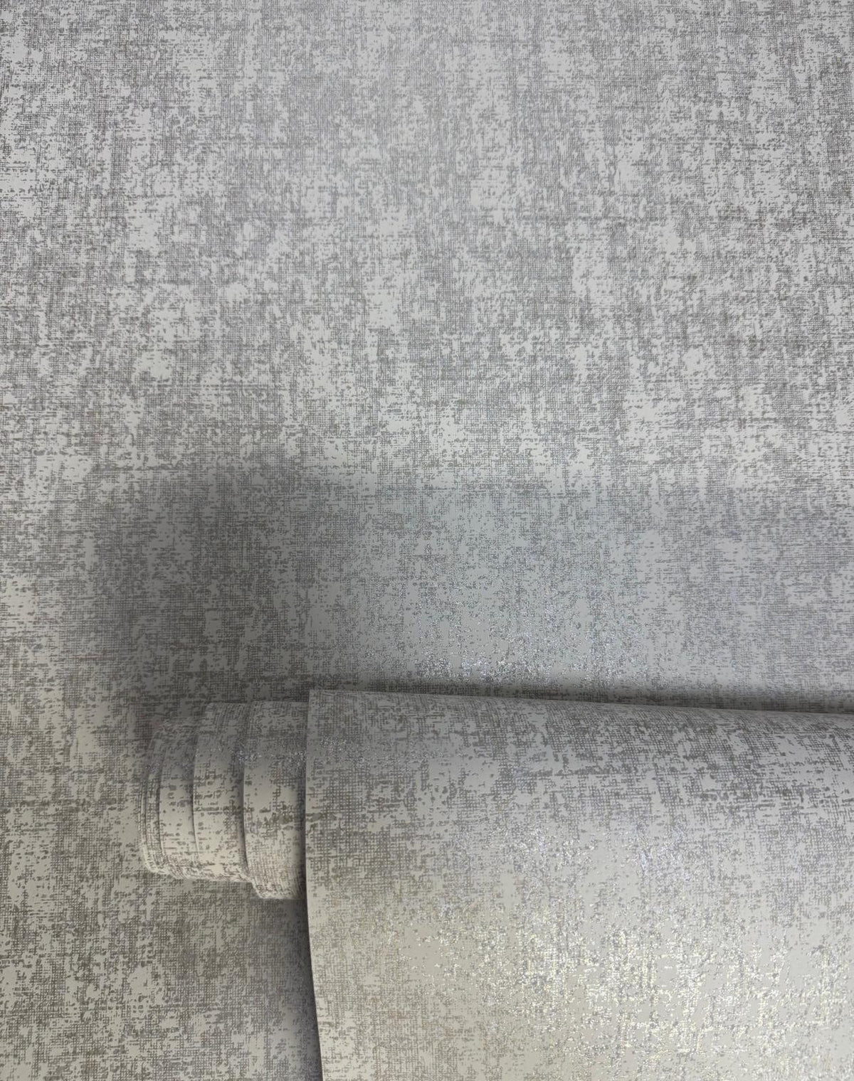 Mottled Specks Wallpaper in Silver Grey color - pattern number NT98041 - by Galerie in the New Touch collection