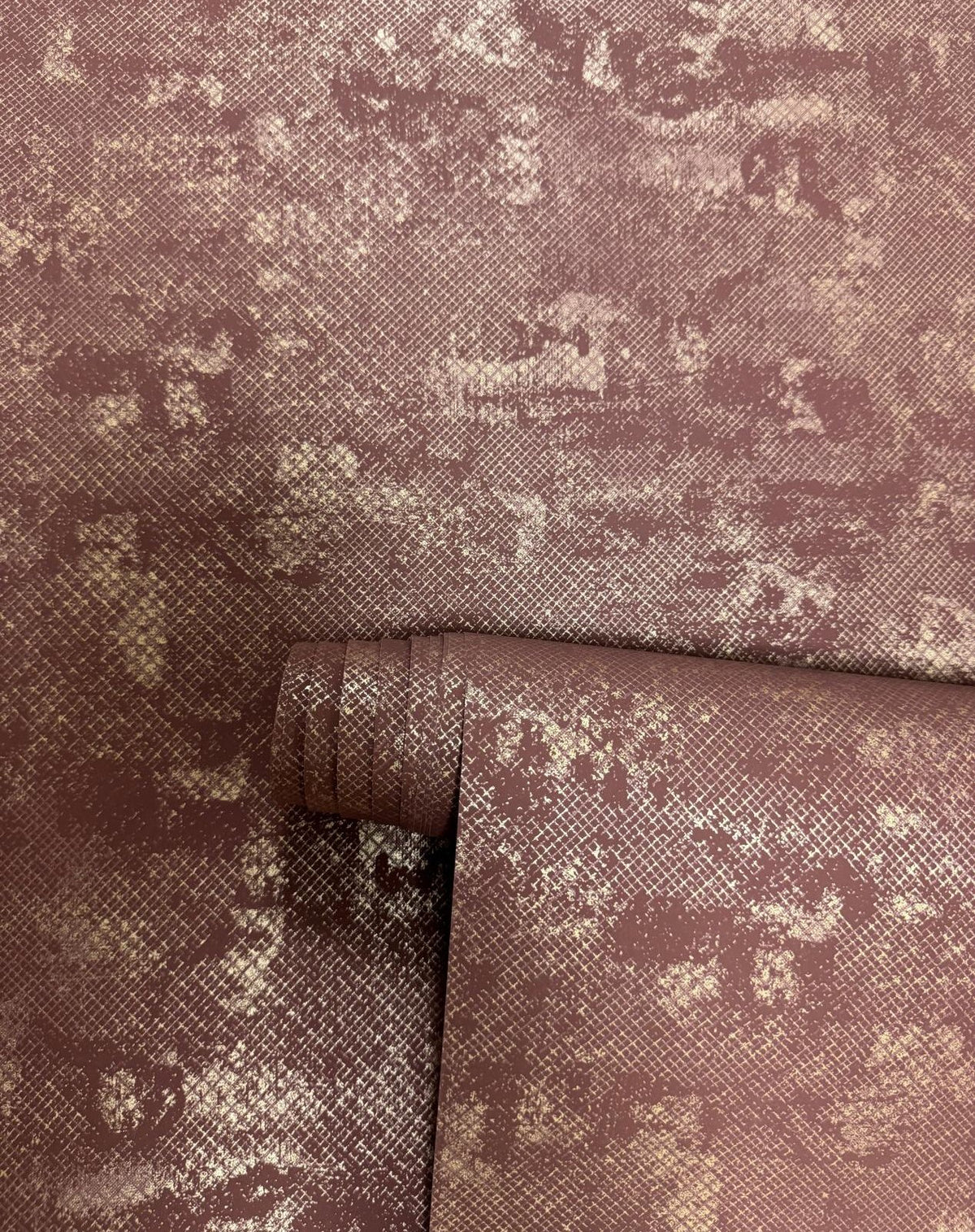 Crosshatch Wallpaper in Red color - pattern number NT98062 - by Galerie in the New Touch collection