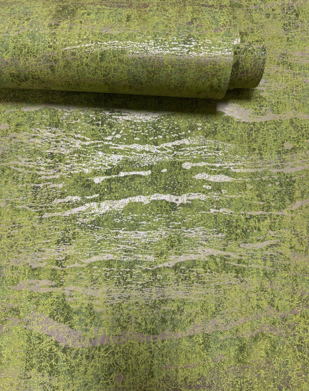 Ripple Wallpaper in Green color - pattern number NT98067 - by Galerie in the New Touch collection