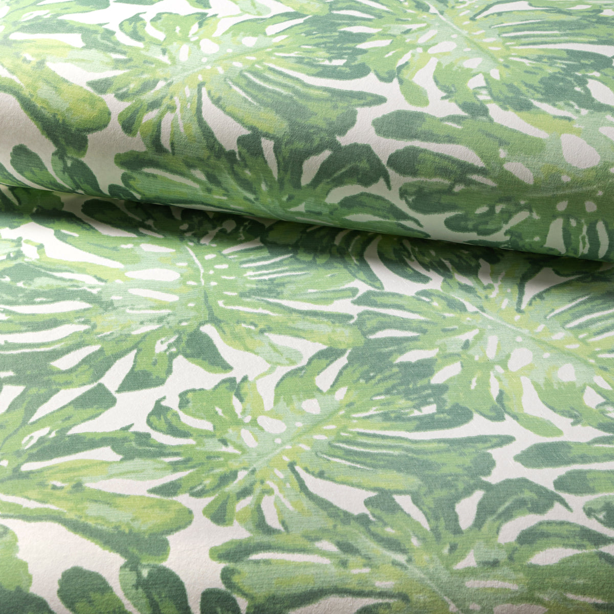 Calapan Wallpaper in Green color - pattern number P2020106.230.0 - by Lee Jofa in the Mindoro collection