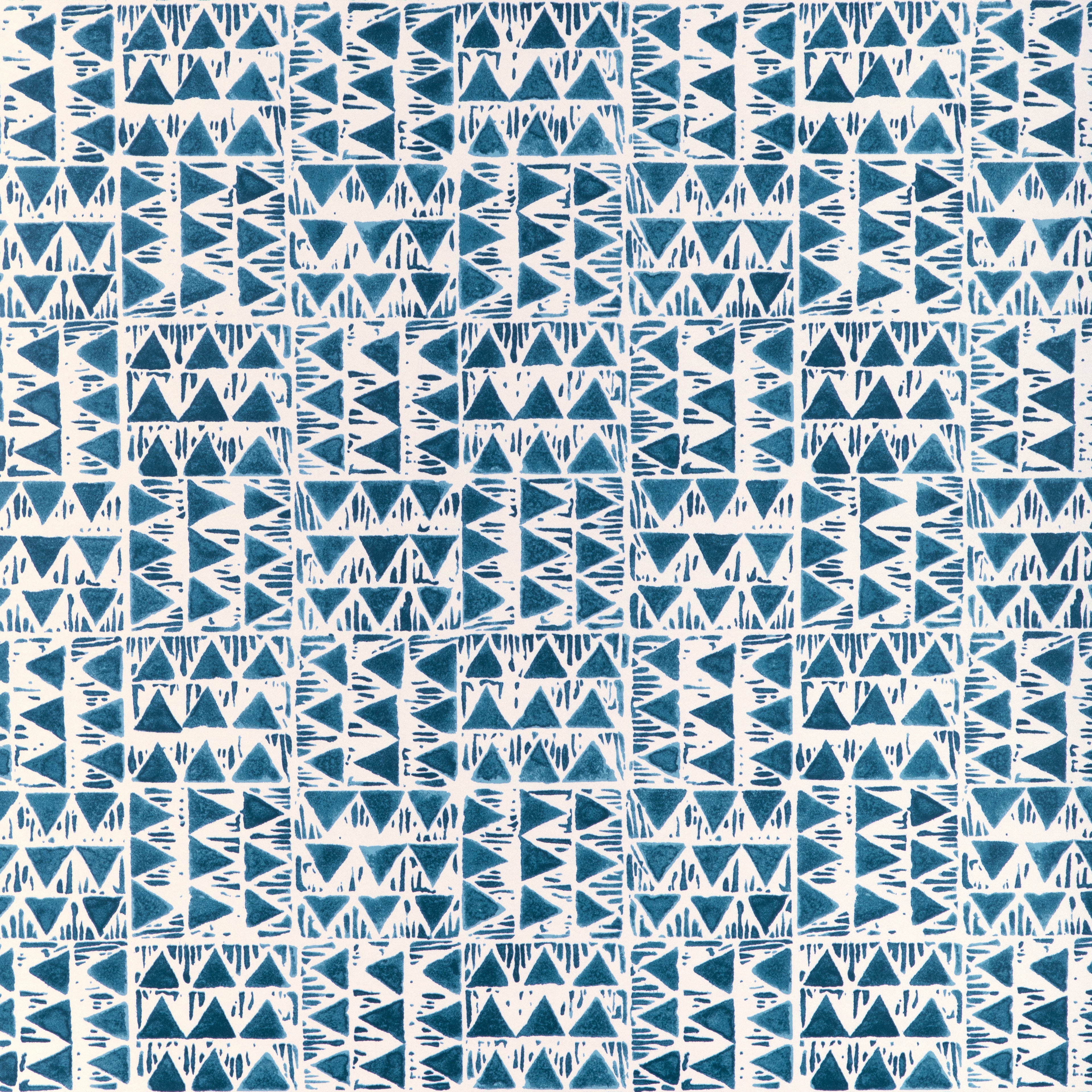 Yampa Paper Wallpaper in bay color - pattern number P2020114.5.0 - by Lee Jofa in the Clare collection