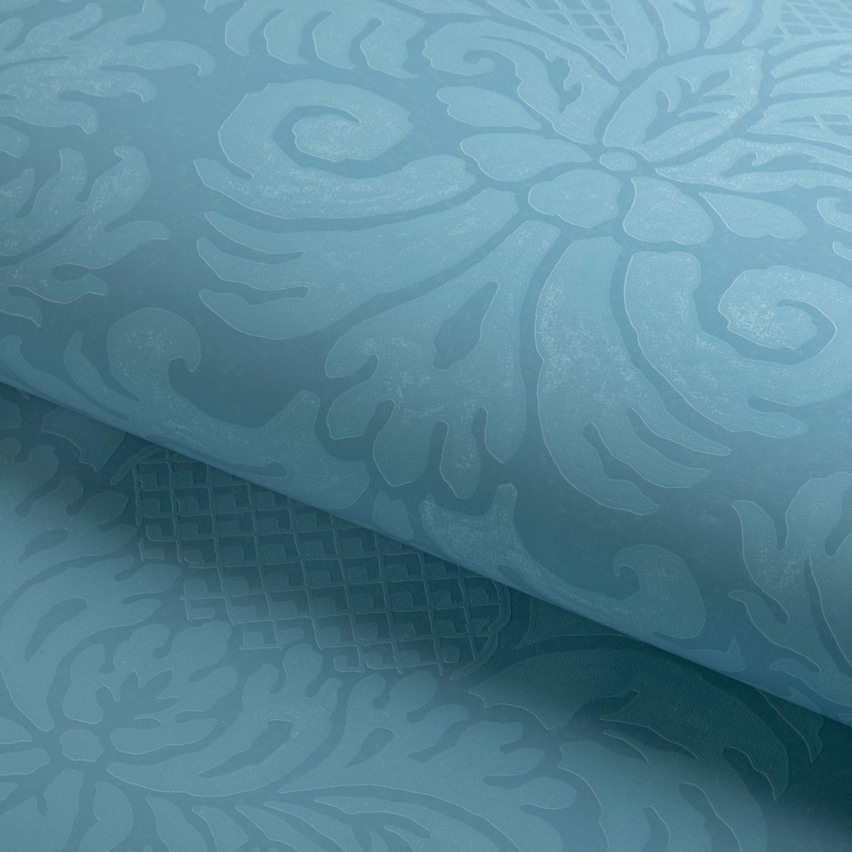 Hancock Wallpaper in Blue color - pattern number P2022107.5.0 - by Lee Jofa in the Bunny Williams Arcadia collection