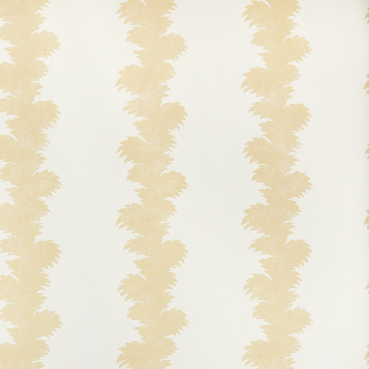 Palmyra Wallpaper in Vanilla color - pattern number P2022108.1640.0 - by Lee Jofa in the Paolo Moschino Martinique collection