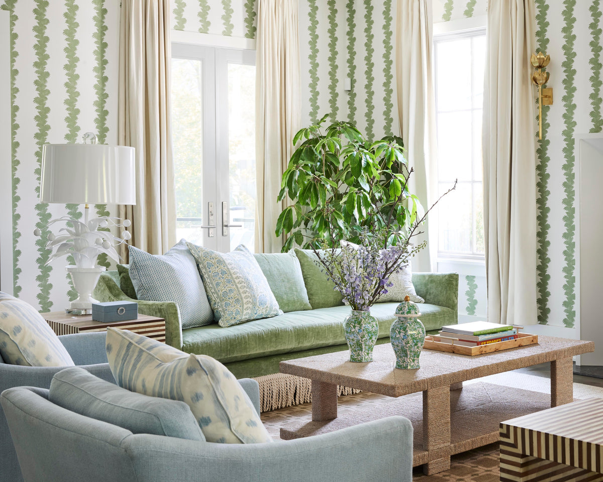 Palmyra Wallpaper in Green color - pattern number P2022108.3.0 - by Lee Jofa in the Paolo Moschino Martinique collection