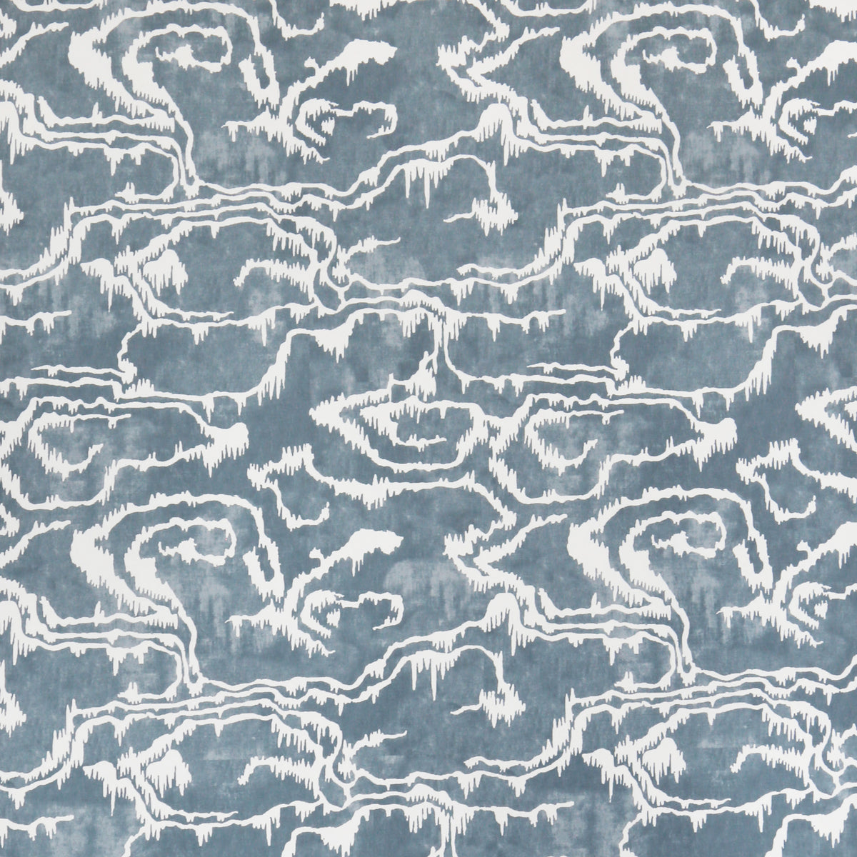 Riviere Wallpaper in Blue color - pattern number P2022110.51.0 - by Lee Jofa in the Paolo Moschino Martinique collection