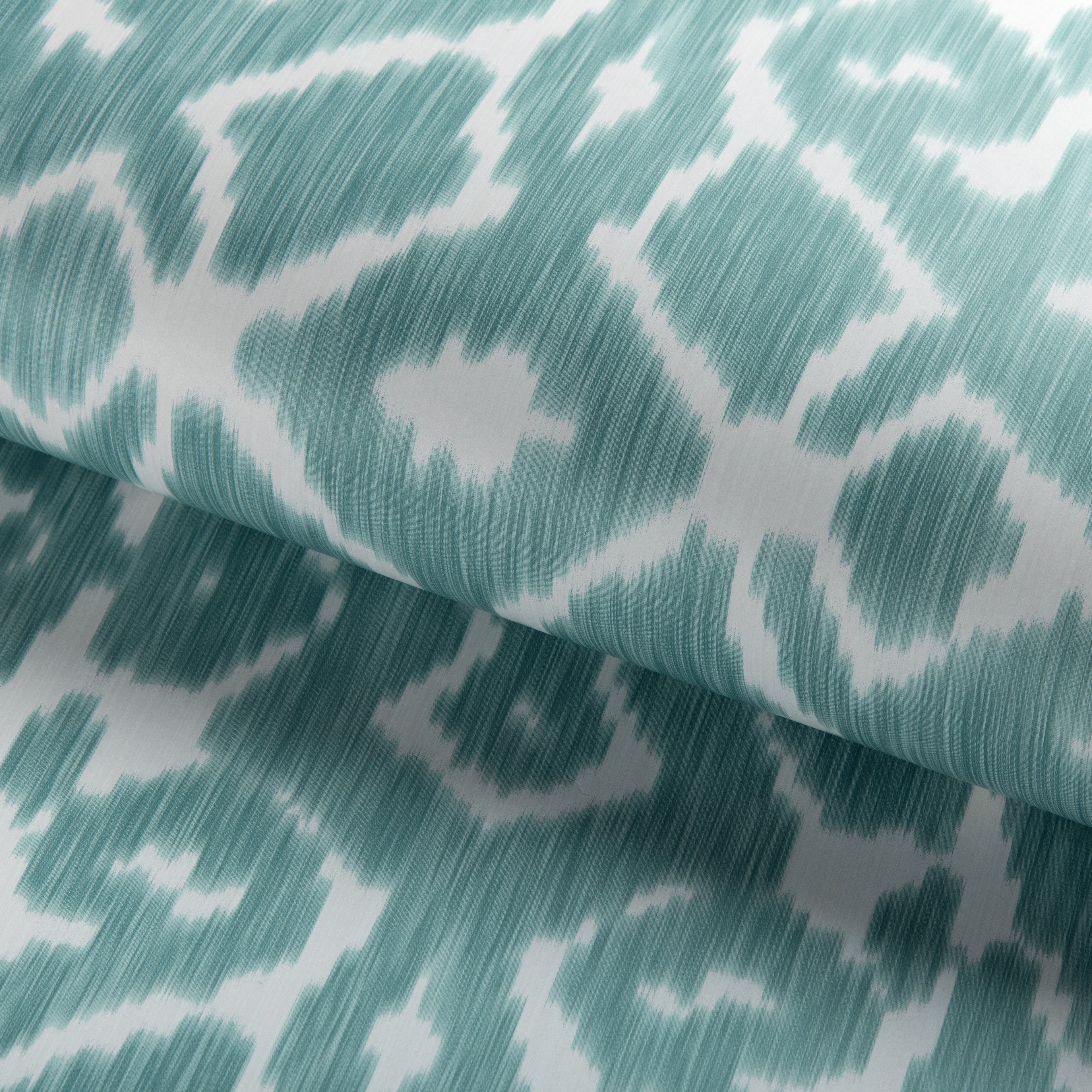 Toponas Paper Wallpaper in sky color - pattern number P2023100.15.0 - by Lee Jofa in the Clare collection
