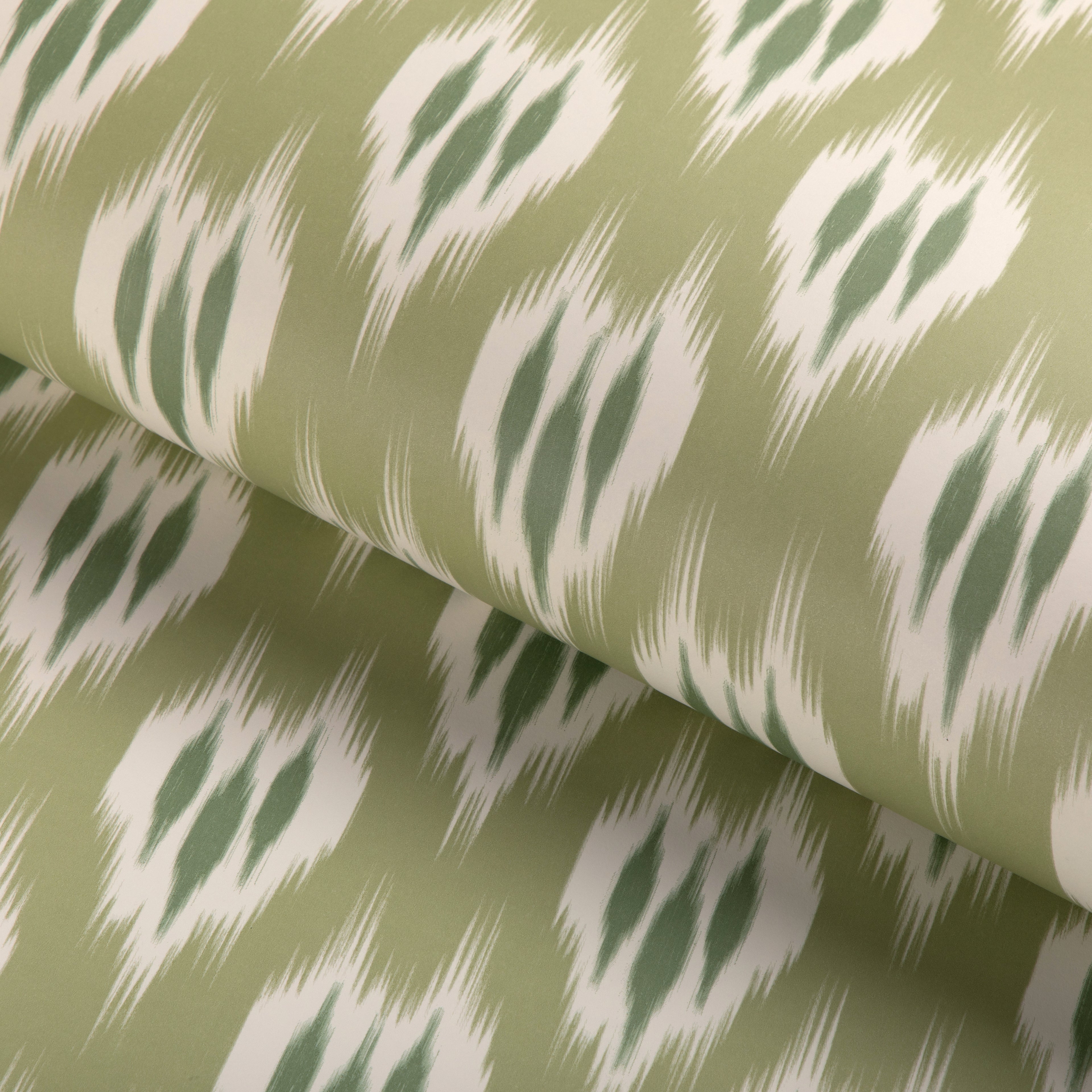 Clare Paper Wallpaper in moss color - pattern number P2023102.33.0 - by Lee Jofa in the Clare collection