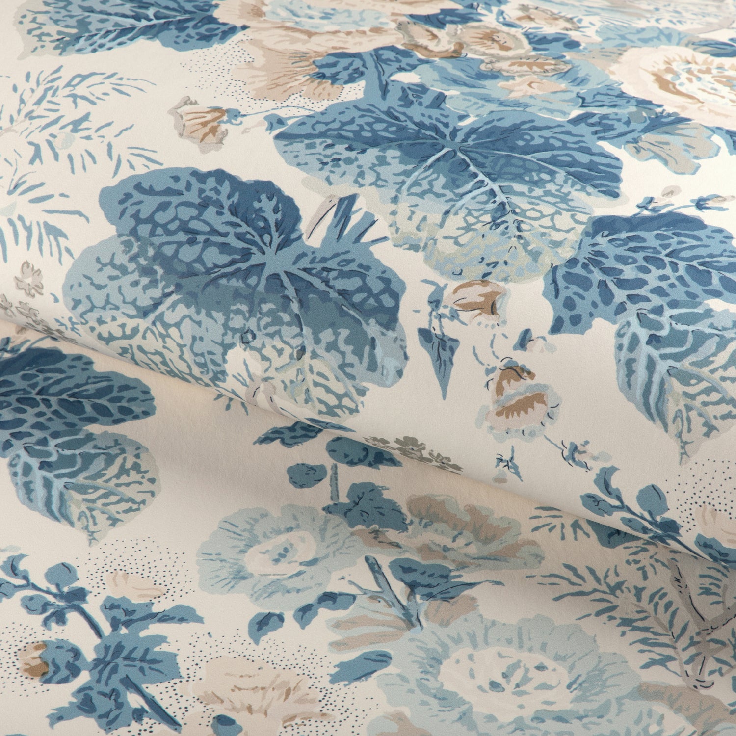 Althea Wallpaper in Delft color - pattern number P2023116.516.0 - by Lee Jofa in the Lee Jofa 200 collection