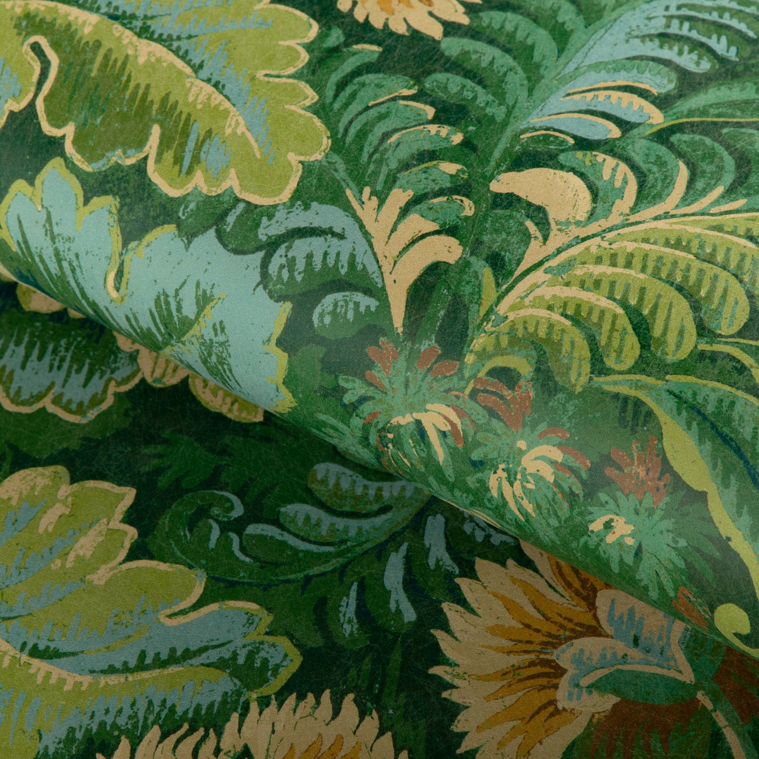 Barwick Wallpaper in Cypress color - pattern number P2023122.33.0 - by Lee Jofa in the Barwick collection
