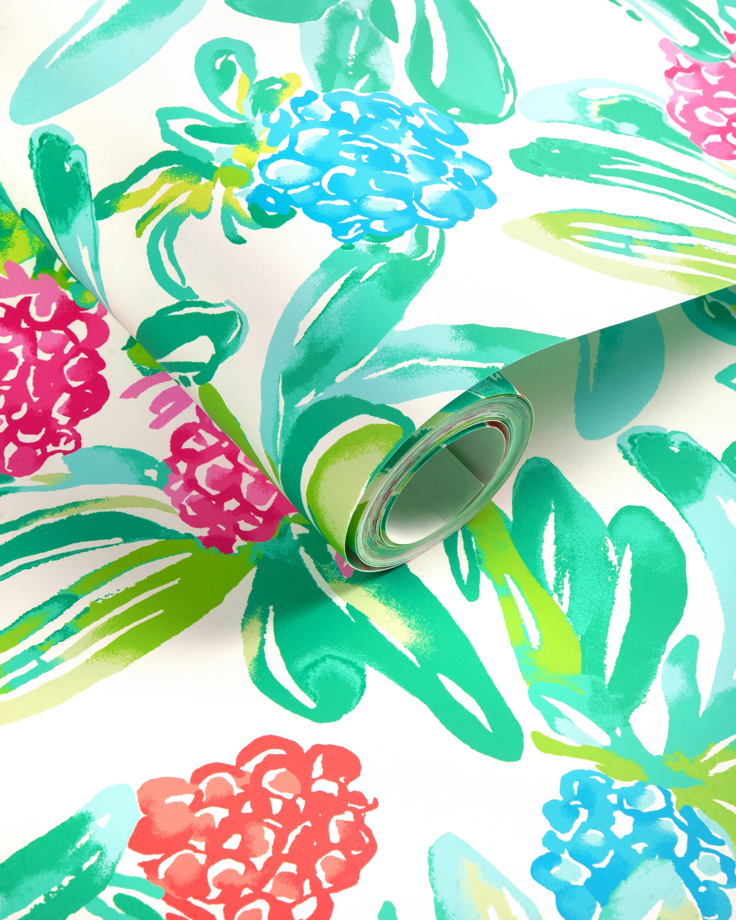 Island Exotic Wallpaper in multi color - pattern number P2025110.317.0 - by Lee Jofa in the Lilly Pulitzer III collection