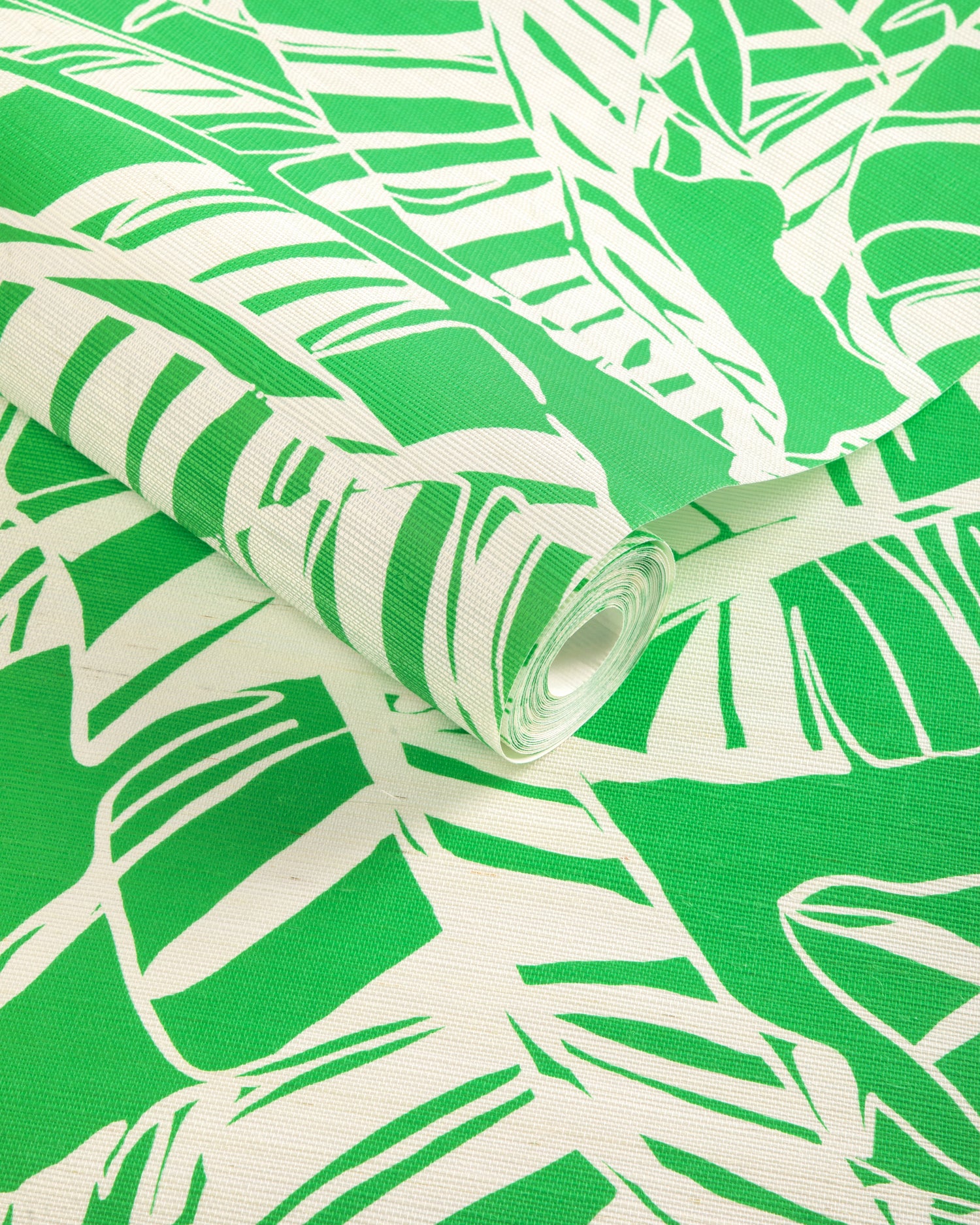 Just Bananas Wallpaper in green color - pattern number P2025112.31.0 - by Lee Jofa in the Lilly Pulitzer III collection