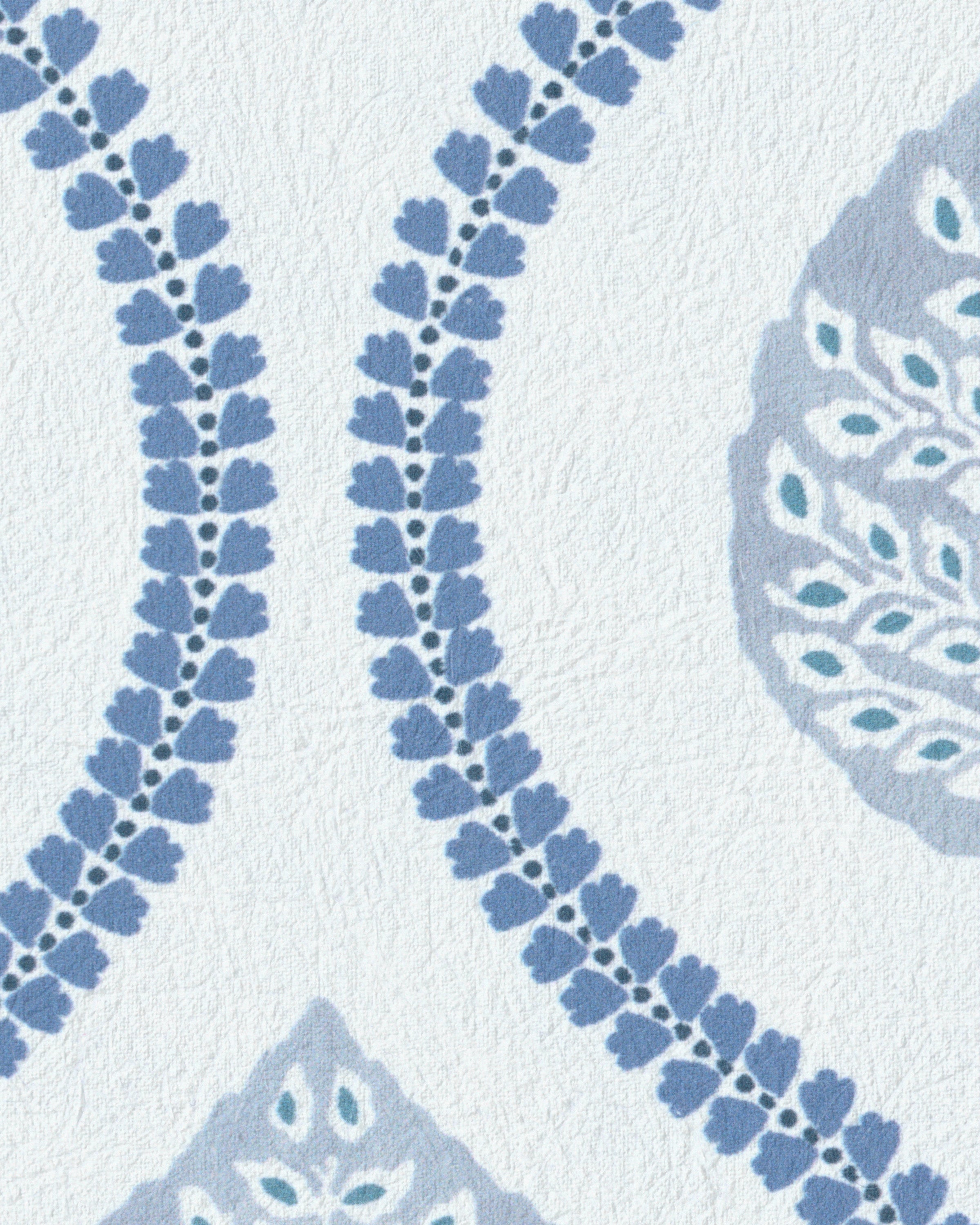 Elsie Paper Wallpaper in blue color - pattern number P2026102A.55.0 - by Lee Jofa Modern in the Hinton Hill collection