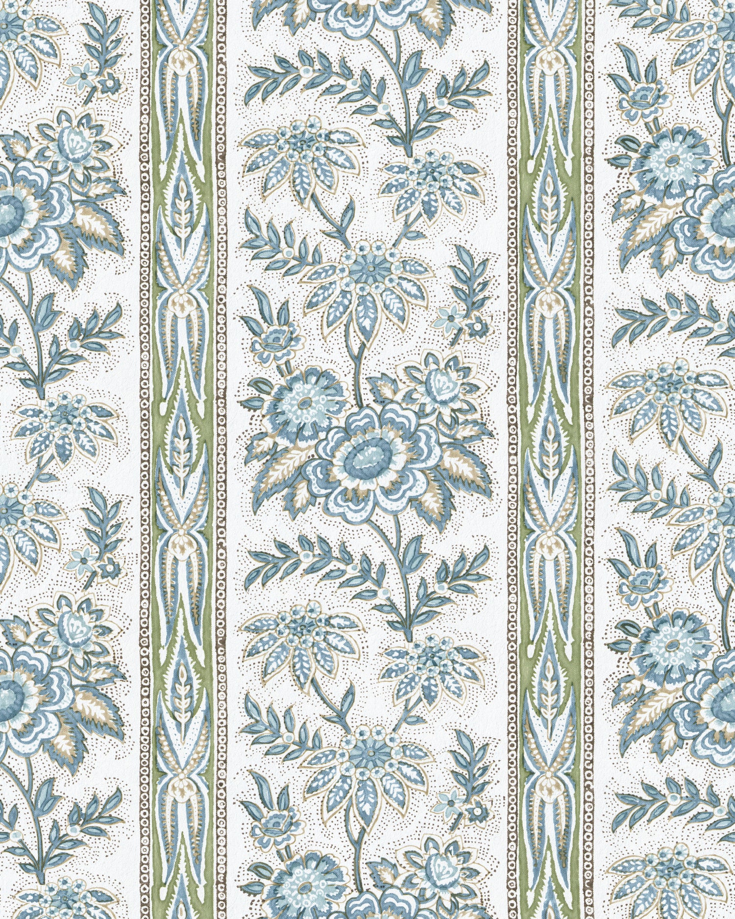 Margaux Wallpaper in blue color - pattern number P2026104.530.0 - by Lee Jofa in the Gracie Gardens collection