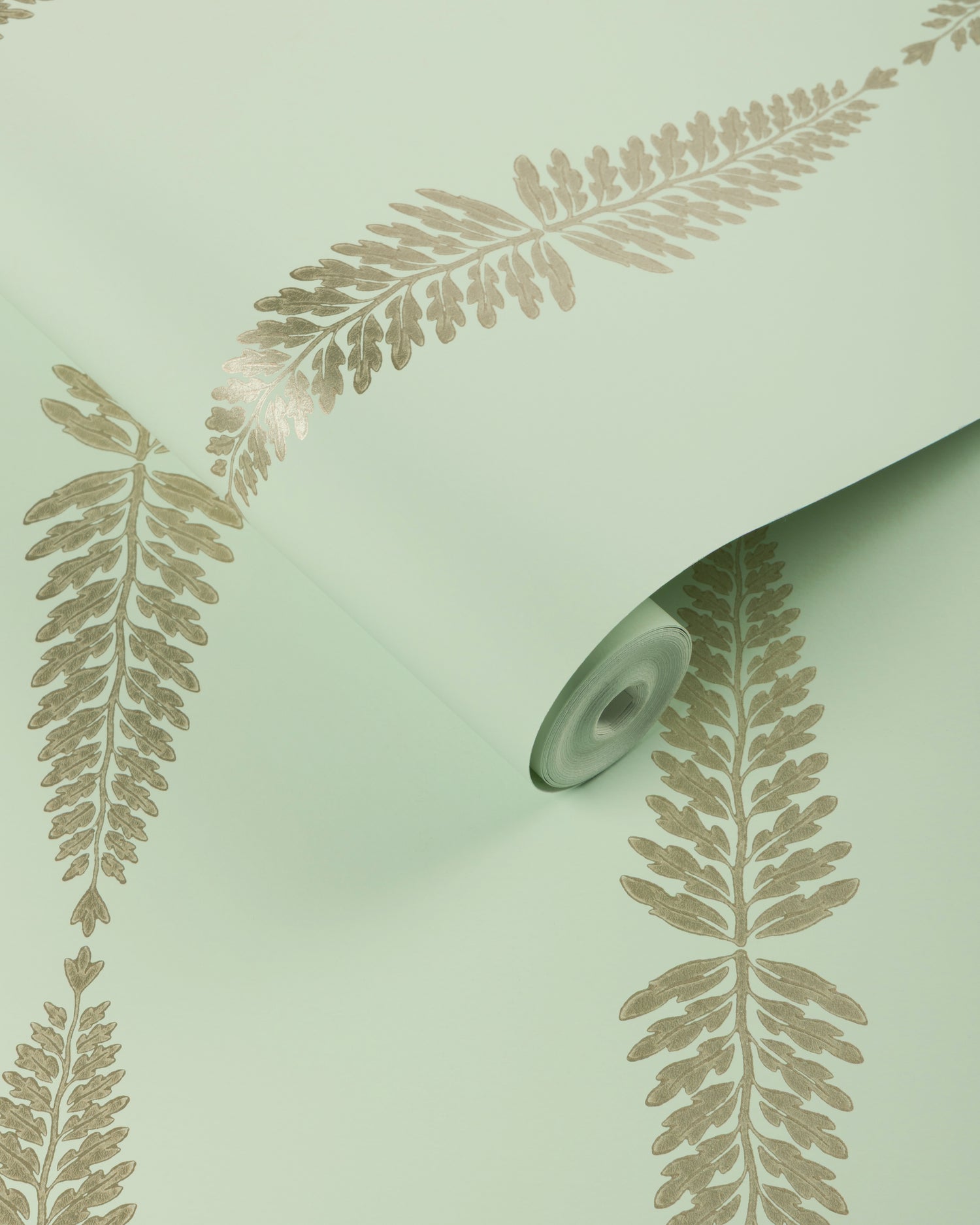 Glade Fern Wallpaper in Aqua color - pattern number P2026107.1613.0 - by Lee Jofa in the Arley collection