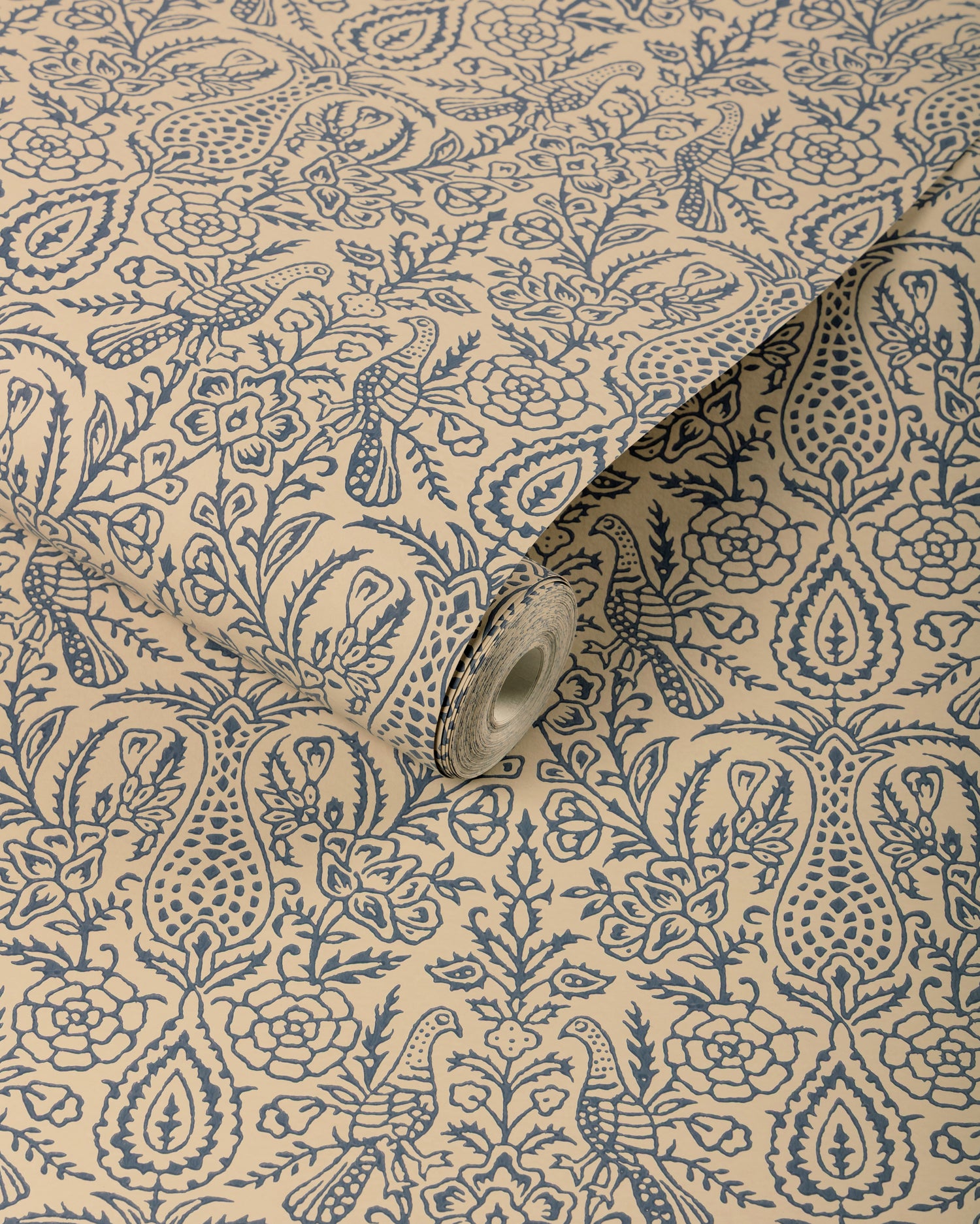 Haven Wallpaper in Indigo color - pattern number P2026110.50.0 - by Lee Jofa in the Arley collection