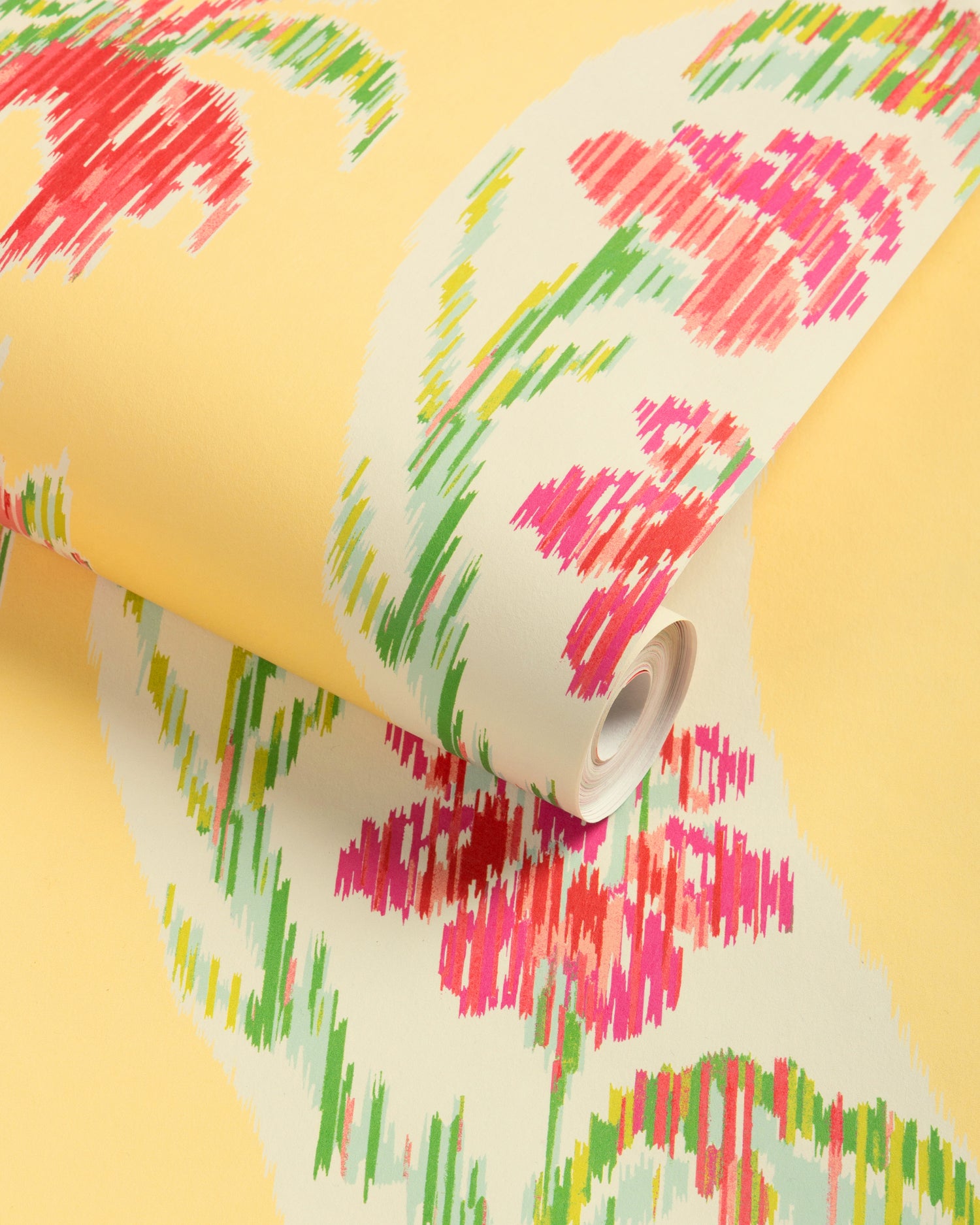 Loring Spring P8025108.73.0 Wallpaper by Kravet - Wallpapers To Go