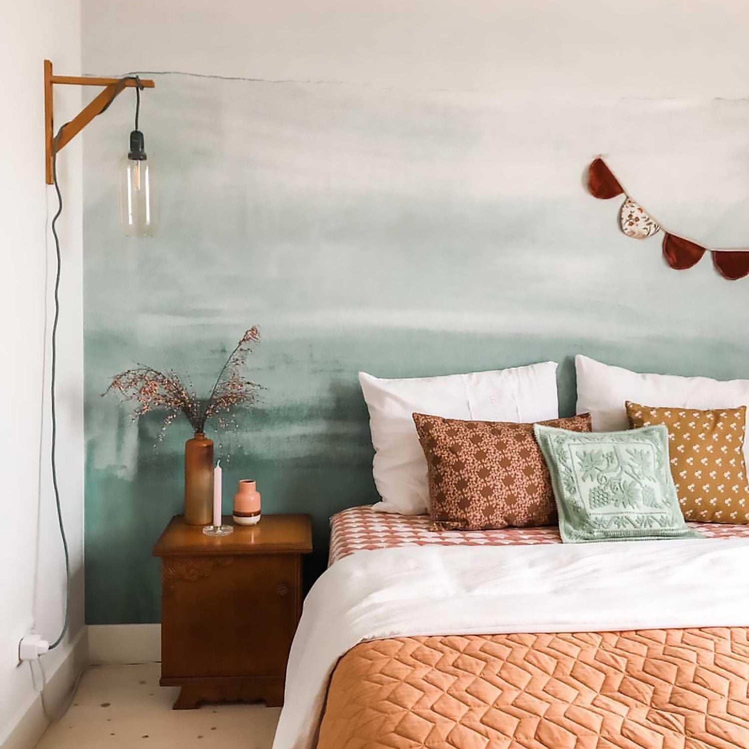 Layered 4 Panel Mural in green color - pattern number RB252 - by Grandeco in the Day Dreamers collection