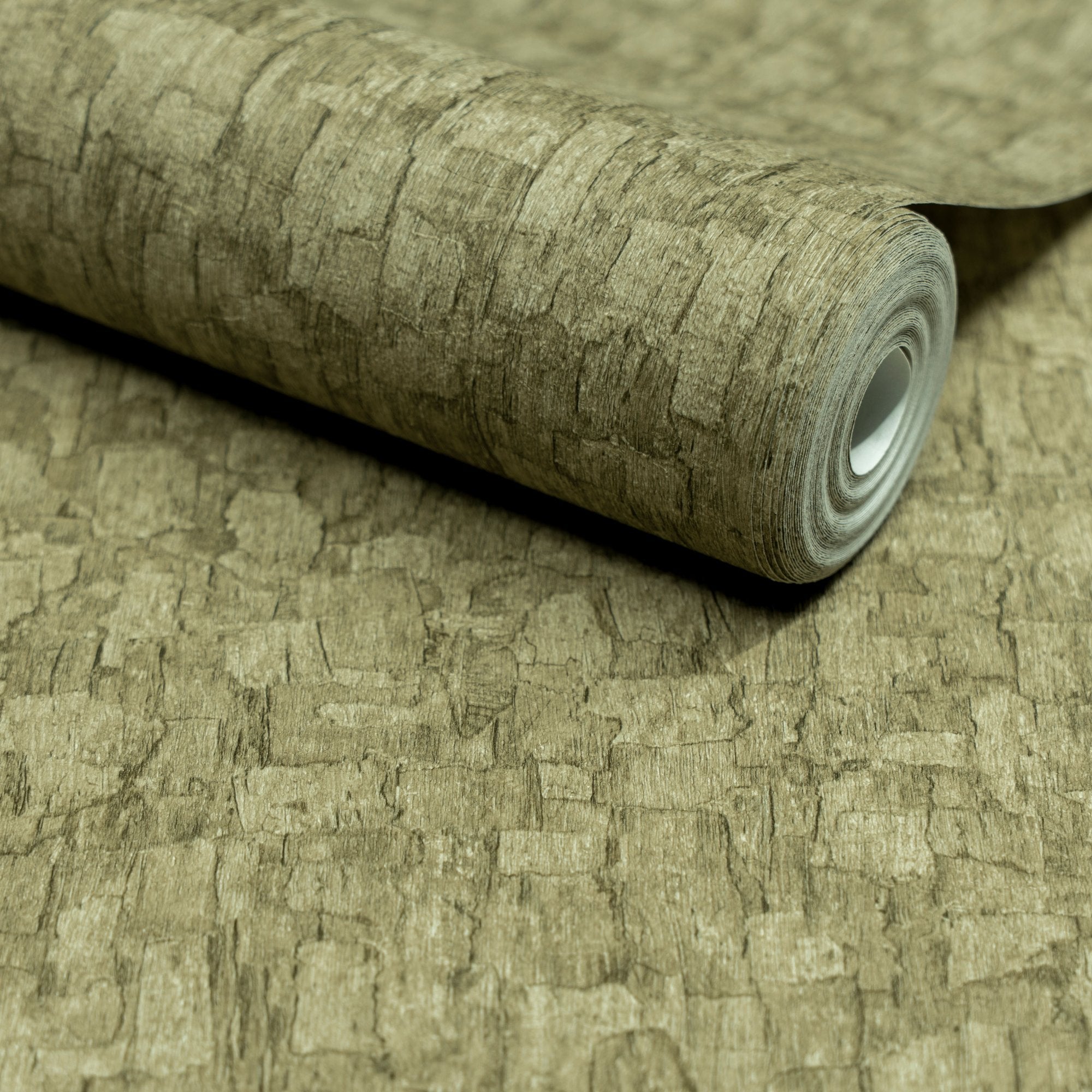 Wood plain Wallpaper in green color - pattern number SF1005 - by Grandeco in the Surfaces collection