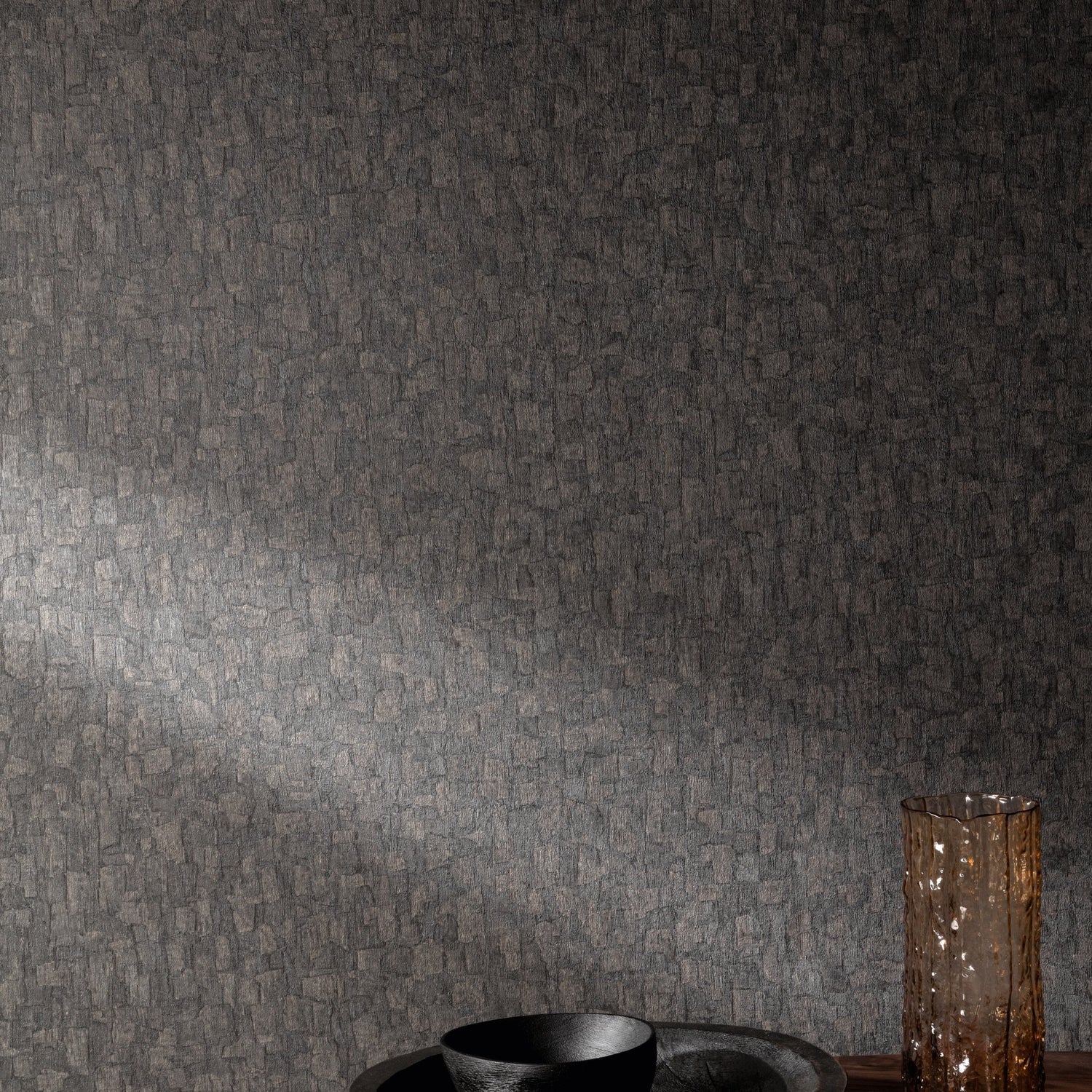 Wood plain Wallpaper in black color - pattern number SF1007 - by Grandeco in the Surfaces collection