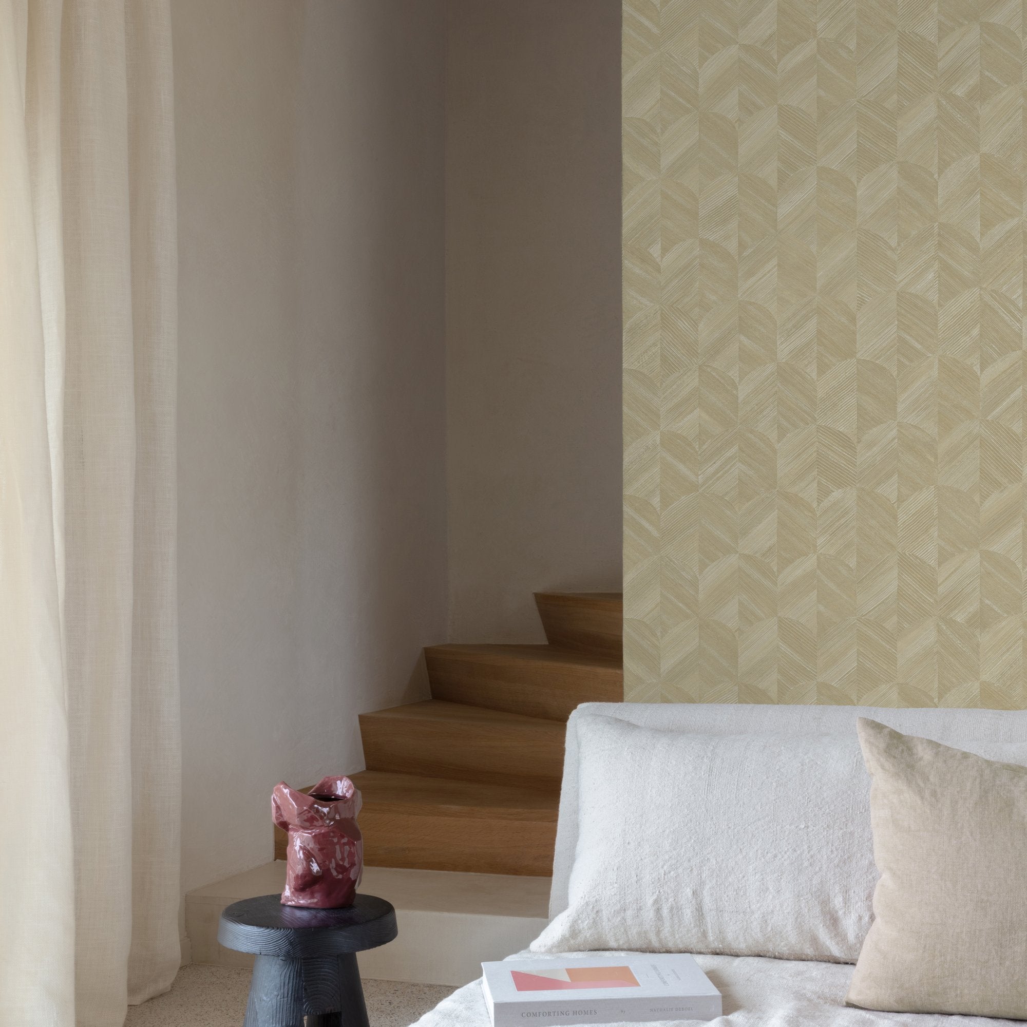 Geometric All-over Wallpaper in orange color - pattern number SF3217 - by Grandeco in the Surfaces collection
