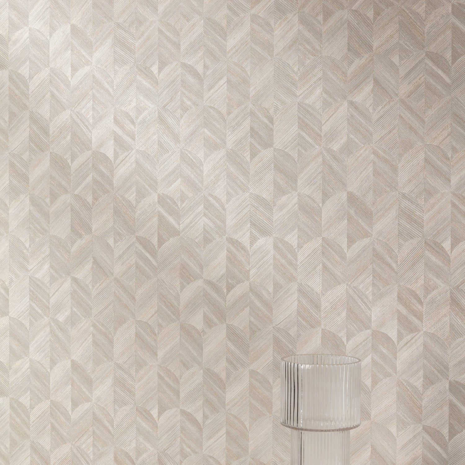Geometric All-over Wallpaper in brown color - pattern number SF3234 - by Grandeco in the Surfaces collection