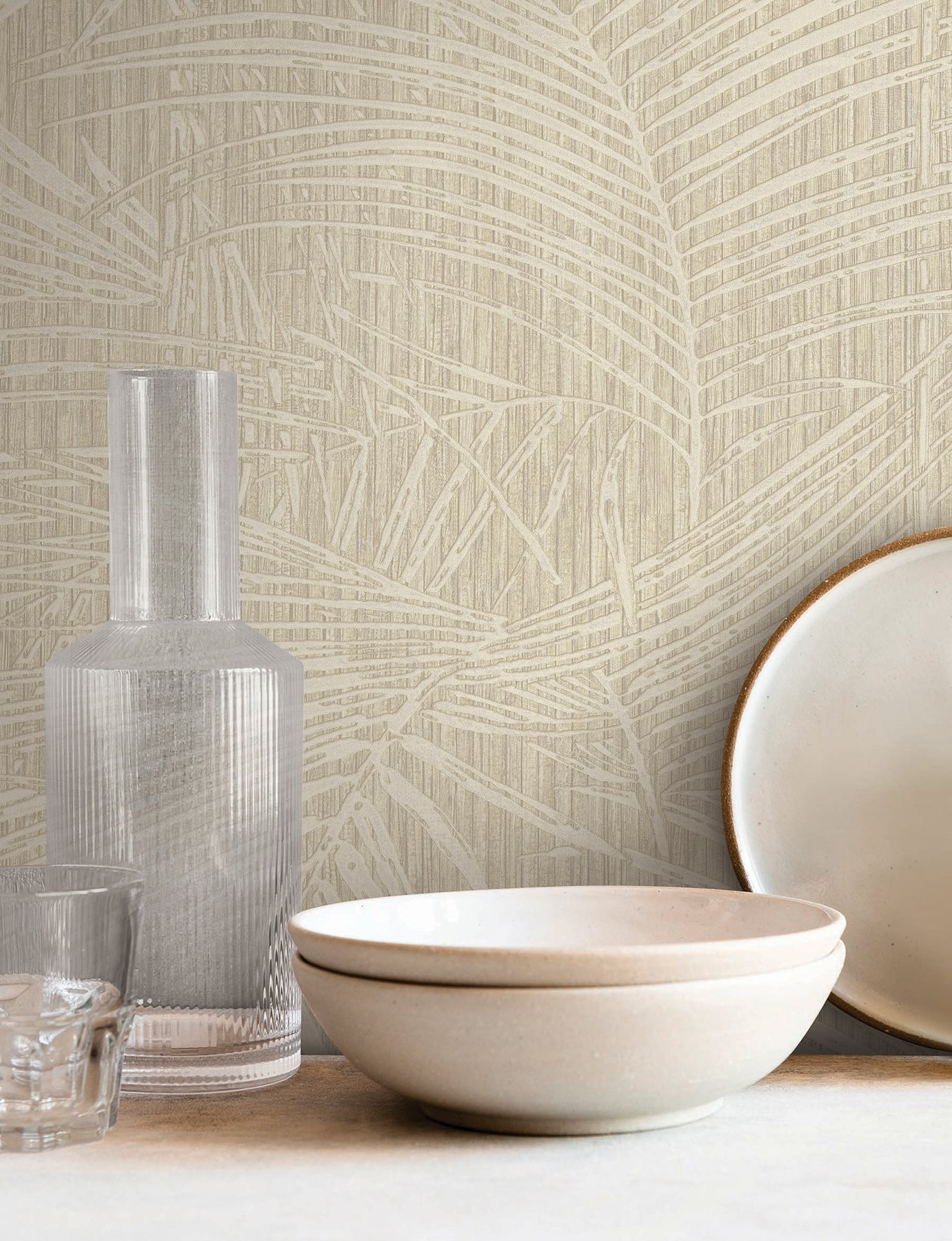 Della Palm wallpaper in shell color - pattern number SI50611 - by York in the Signature Textures Resource Library Third Edition collection