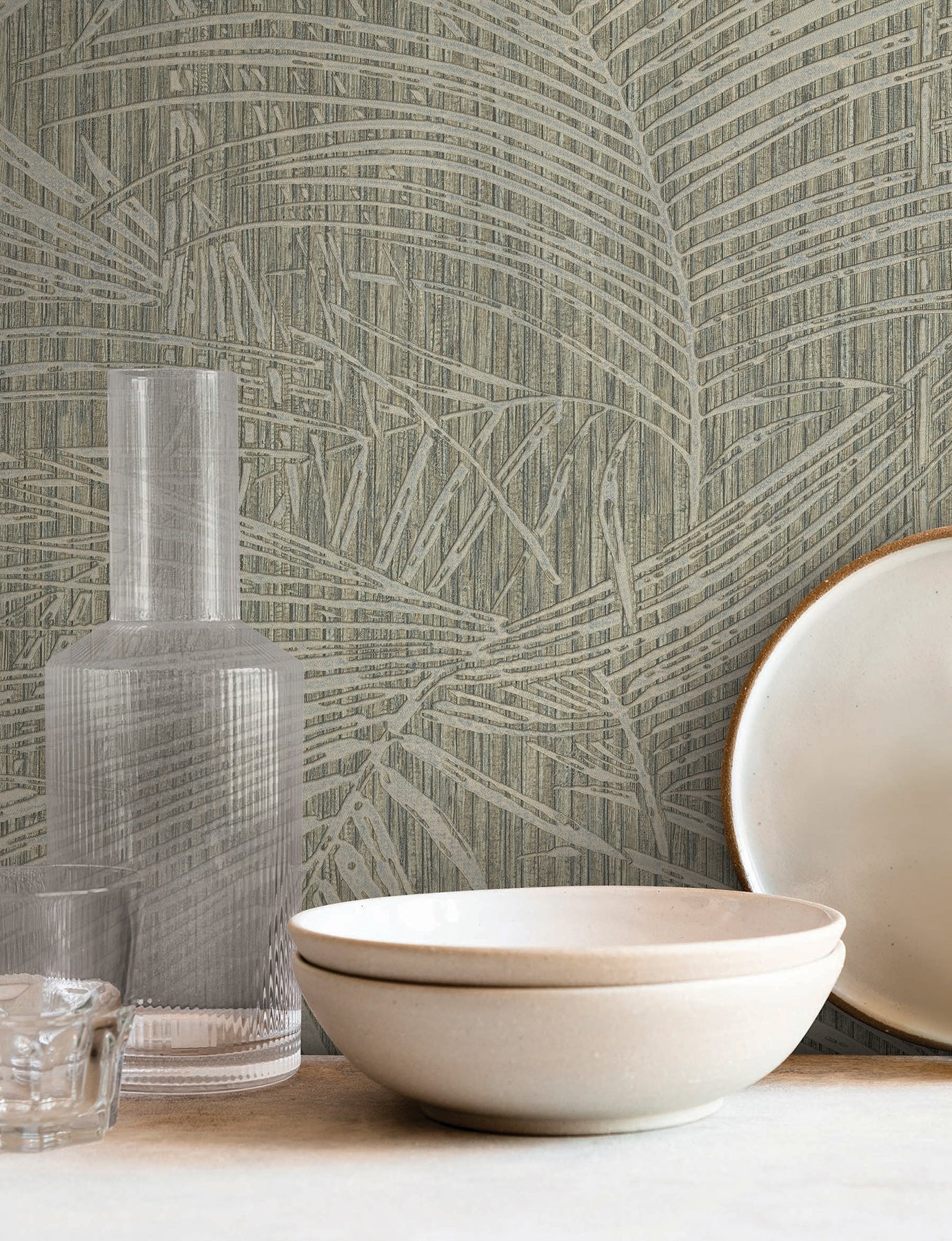 Della Palm wallpaper in dark taupe color - pattern number SI50612 - by York in the Signature Textures Resource Library Third Edition collection
