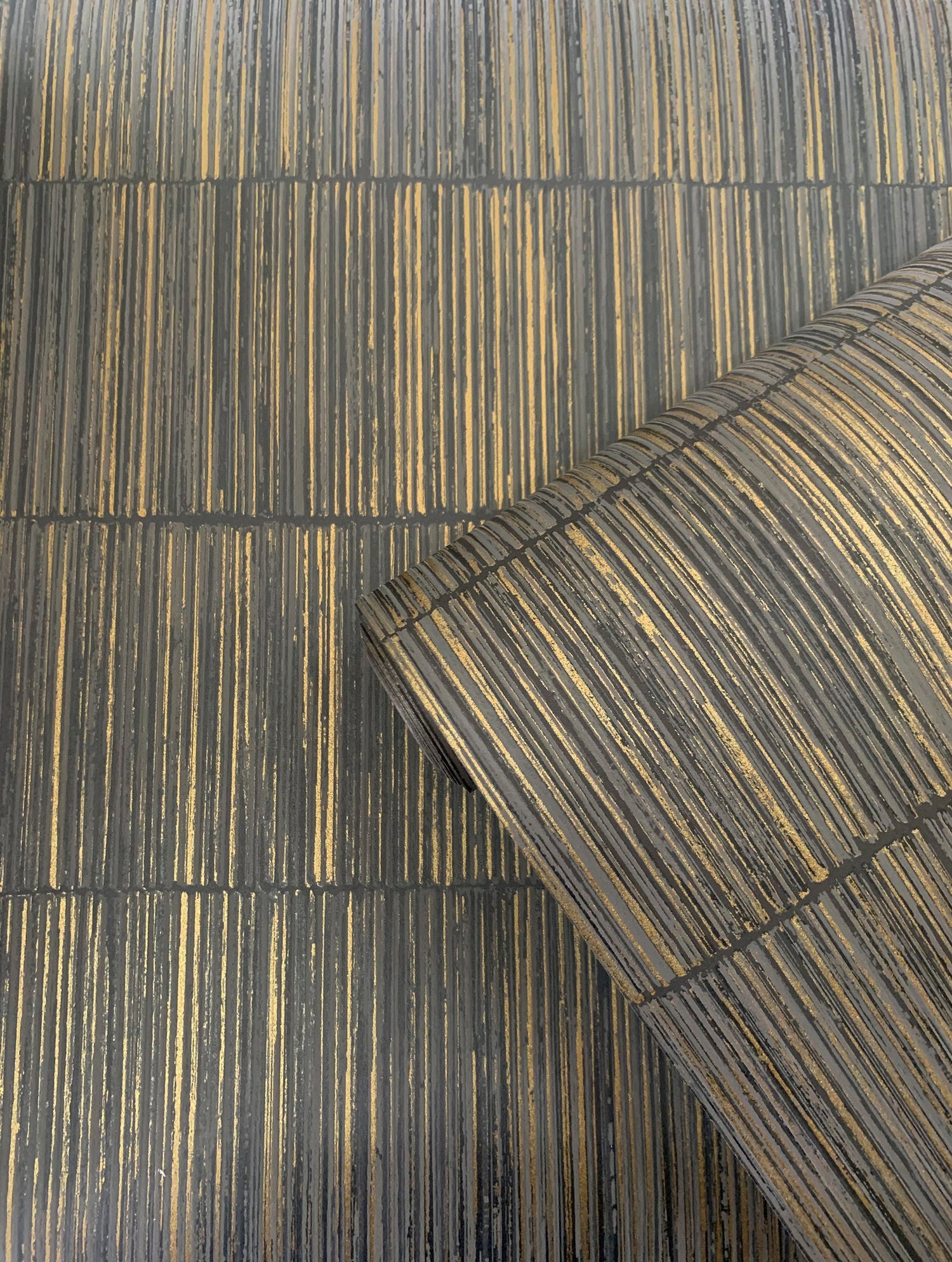 Bamboo wallpaper in bronze brown color - pattern number SP-JA3007 - by Galerie in the Boutique collection