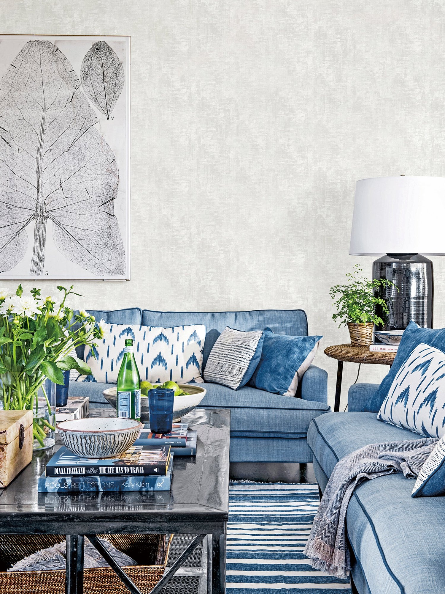 Distressed wallpaper in cream color - pattern number SP-LS5001 - by Galerie in the Lustre collection