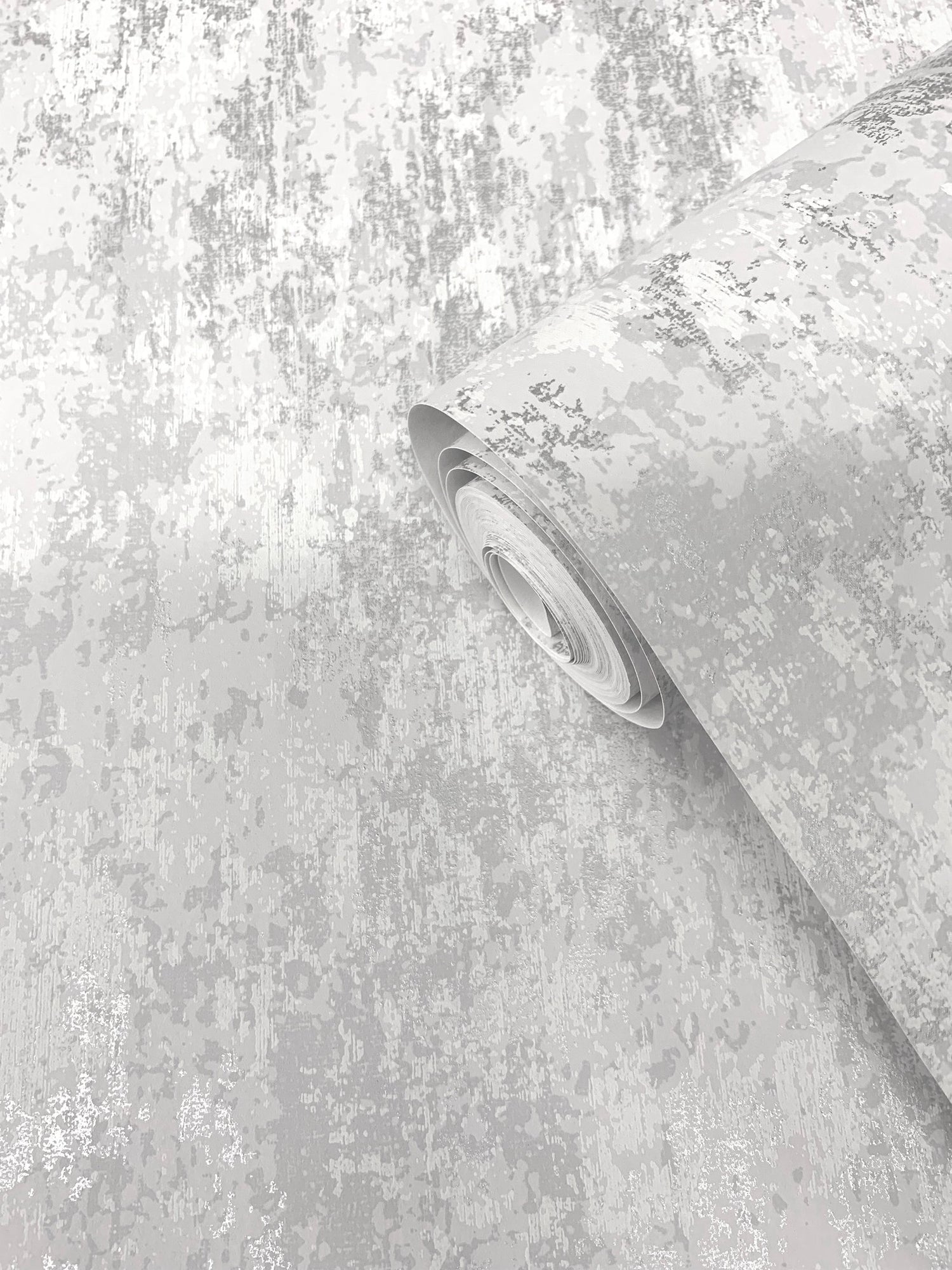Distressed wallpaper in silver grey color - pattern number SR28101 - by Galerie in the Lustre collection