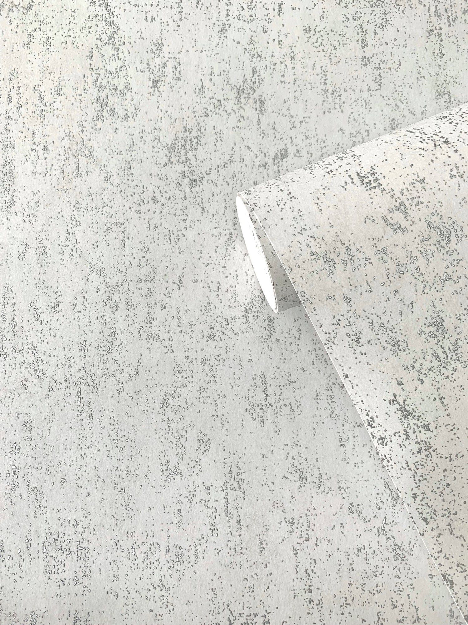 Speck wallpaper in silver grey color - pattern number SR28401 - by Galerie in the Lustre collection