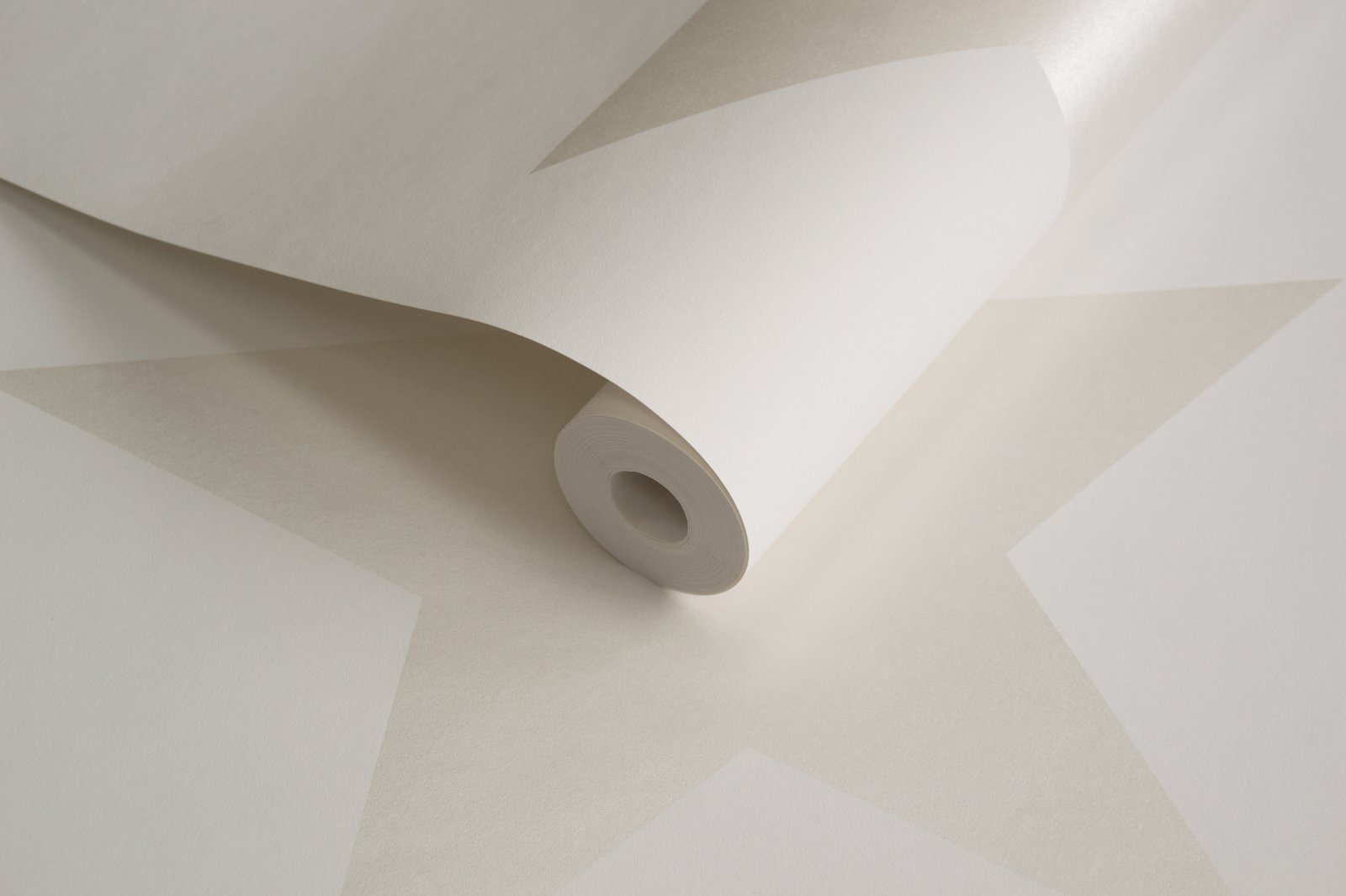 Single Star Pearl wallpaper in white color - pattern number SS21247 - by Galerie in the Style Sisters collection