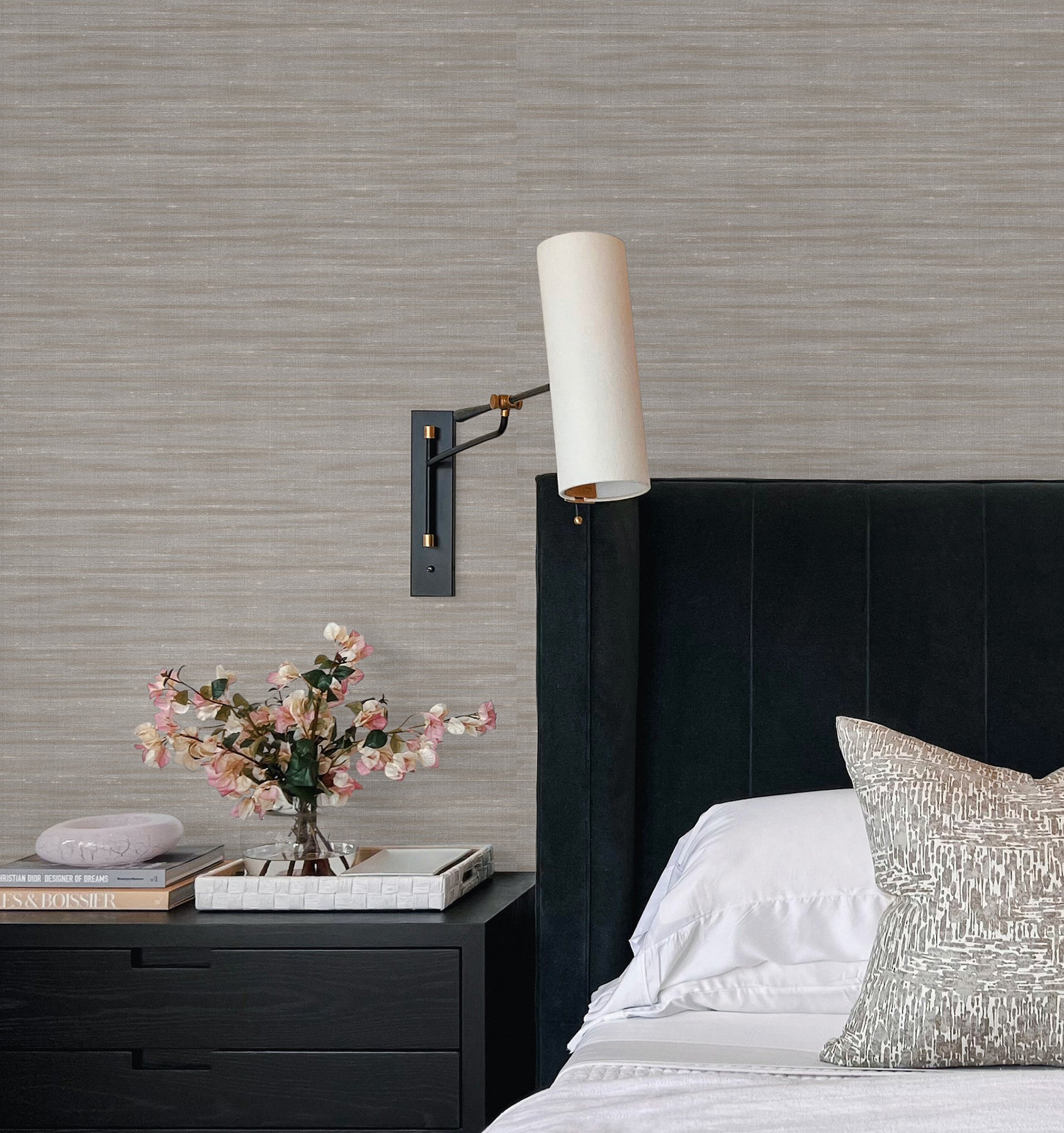 Sari Silk Wallpaper in grey color - pattern number UW1002N - by York in the Atmosphere Digest collection