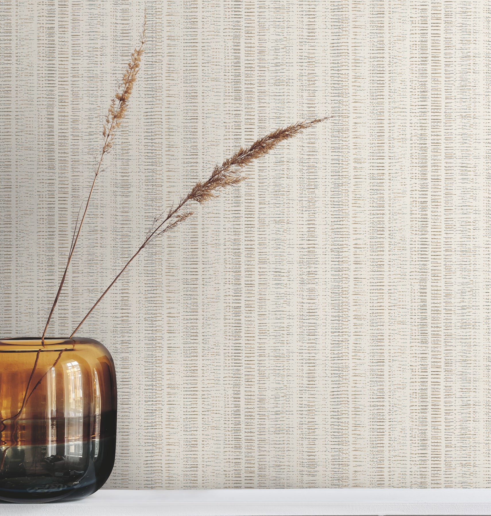 Line In The Sand Wallpaper in off-white color - pattern number UW1093N - by York in the Atmosphere Digest collection