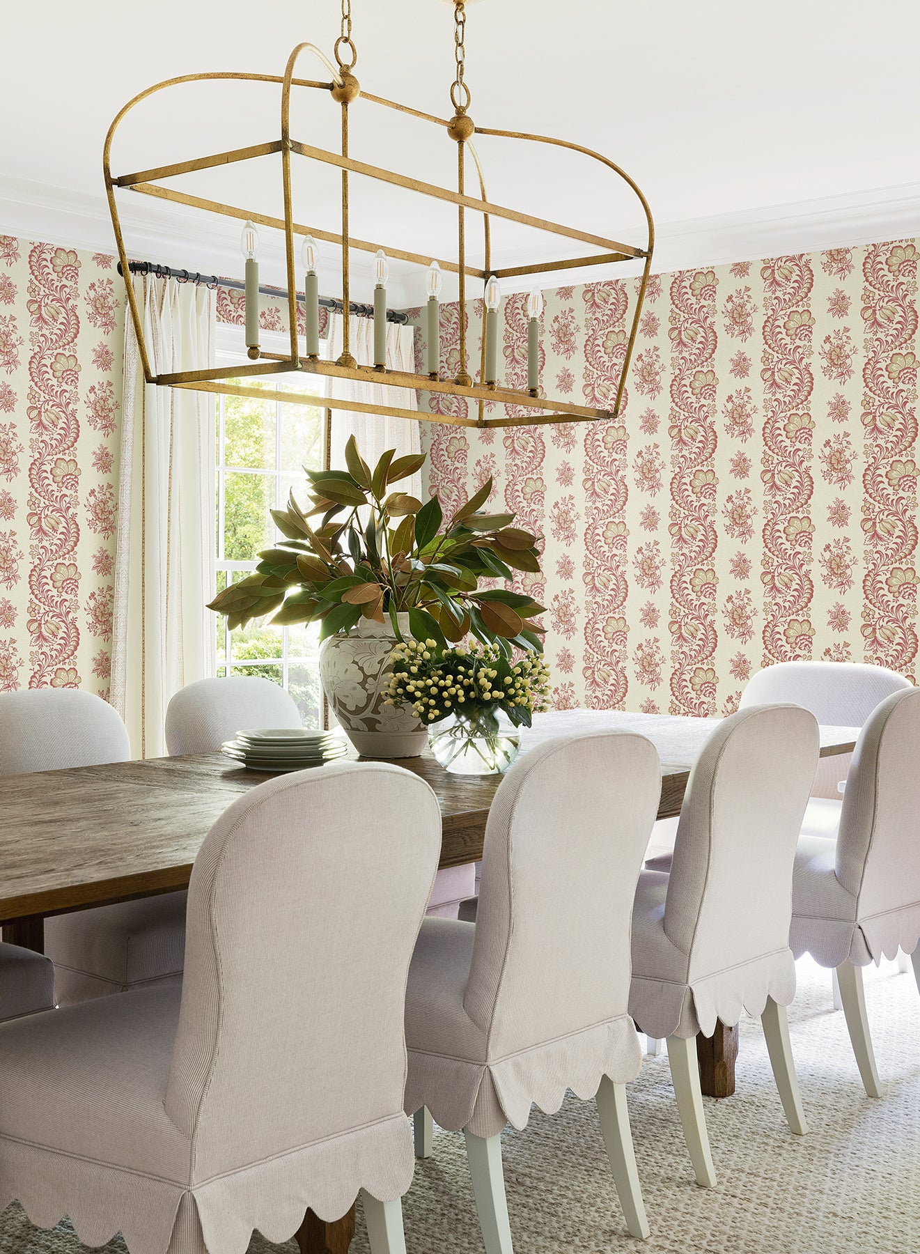 Beaumont wallpaper in ginger color - pattern number VP1304 - by Antonina Vella in the Jardin collection