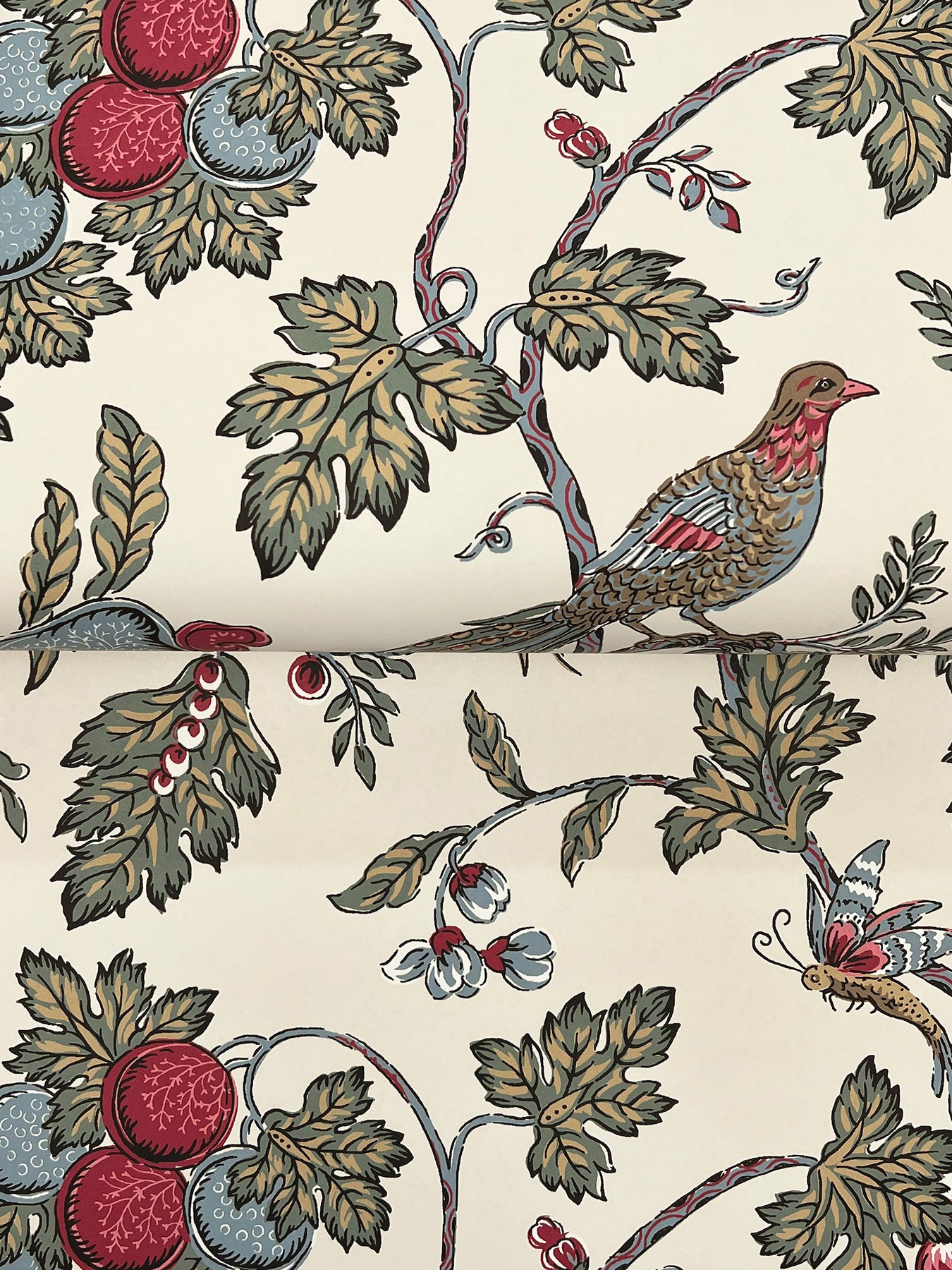 Parterre wallpaper in raspberry color - pattern number VP1312 - by Antonina Vella in the Jardin collection