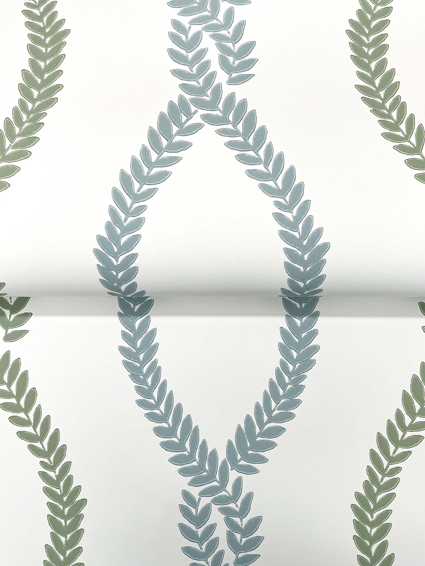 Laureate wallpaper in blue and green color - pattern number VP1321 - by Antonina Vella in the Jardin collection