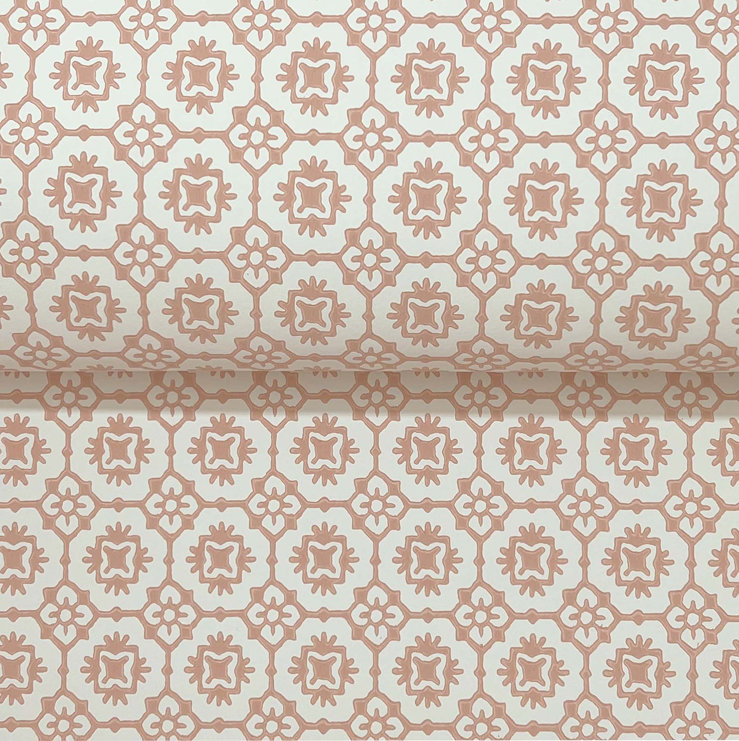 Priti wallpaper in rose color - pattern number VP1335 - by Antonina Vella in the Jardin collection