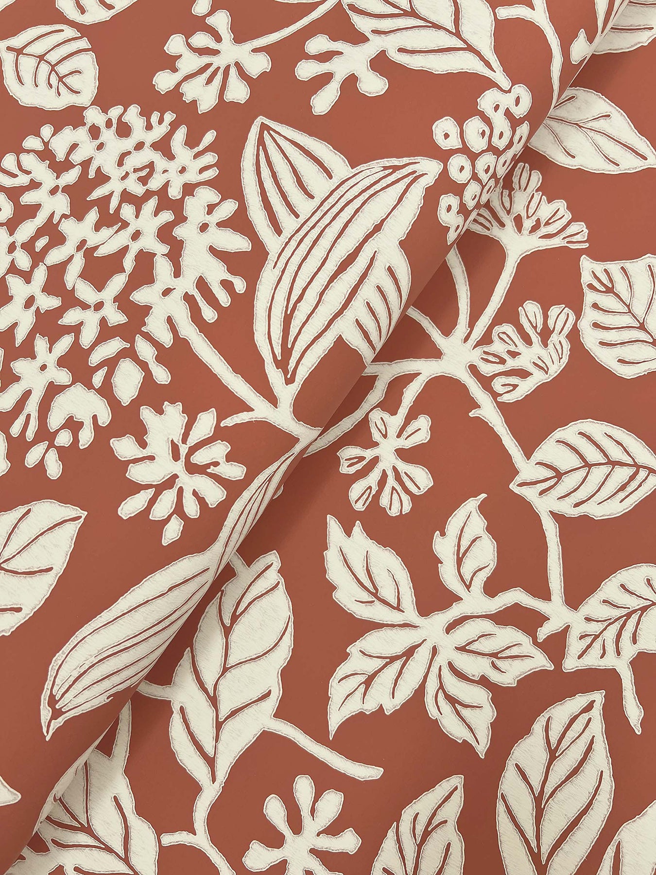 Rowen wallpaper in ginger color - pattern number VP1342 - by Antonina Vella in the Jardin collection