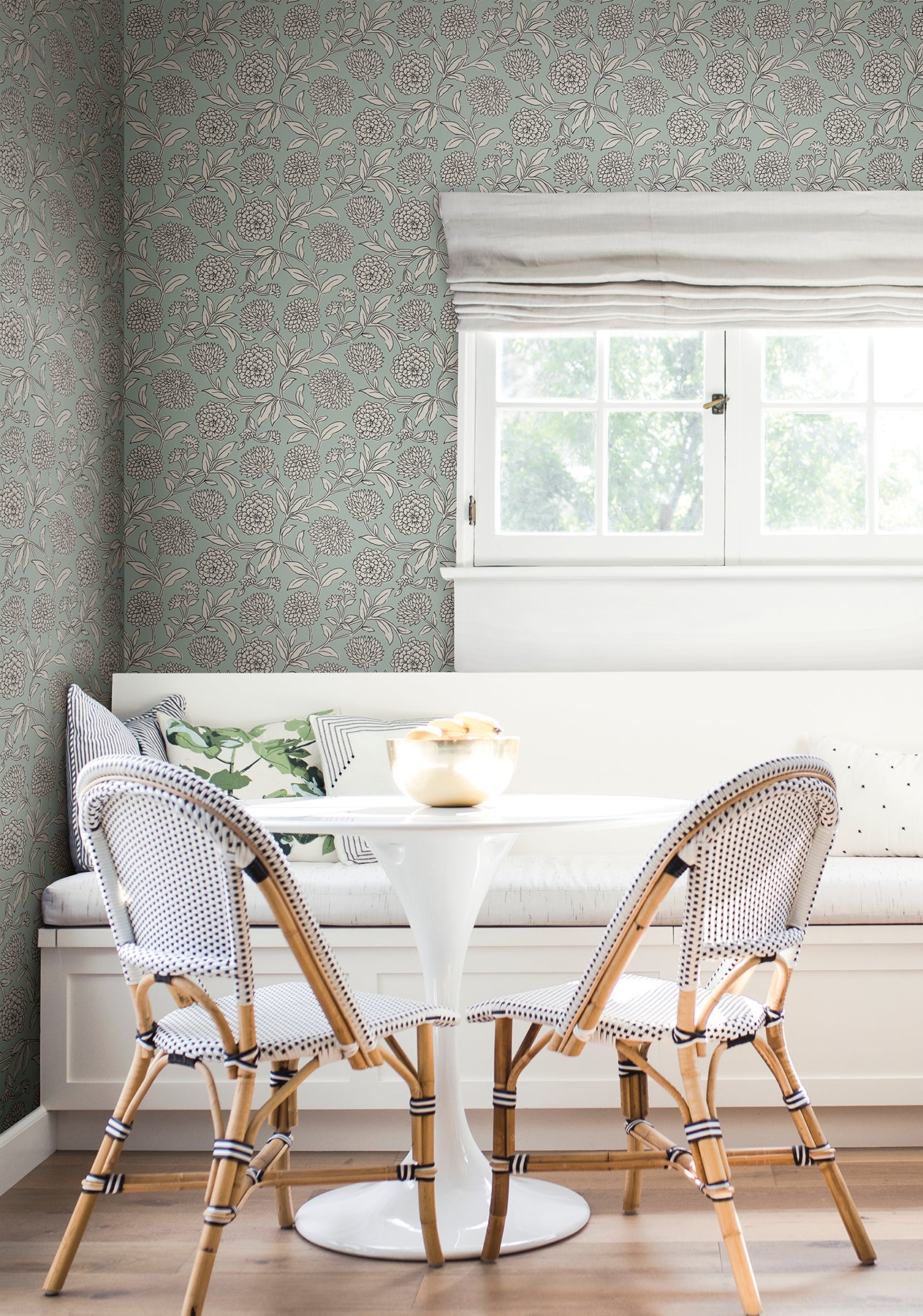 Chatsworth Garden wallpaper in sky blue color - pattern number VP1361 - by Antonina Vella in the Jardin collection